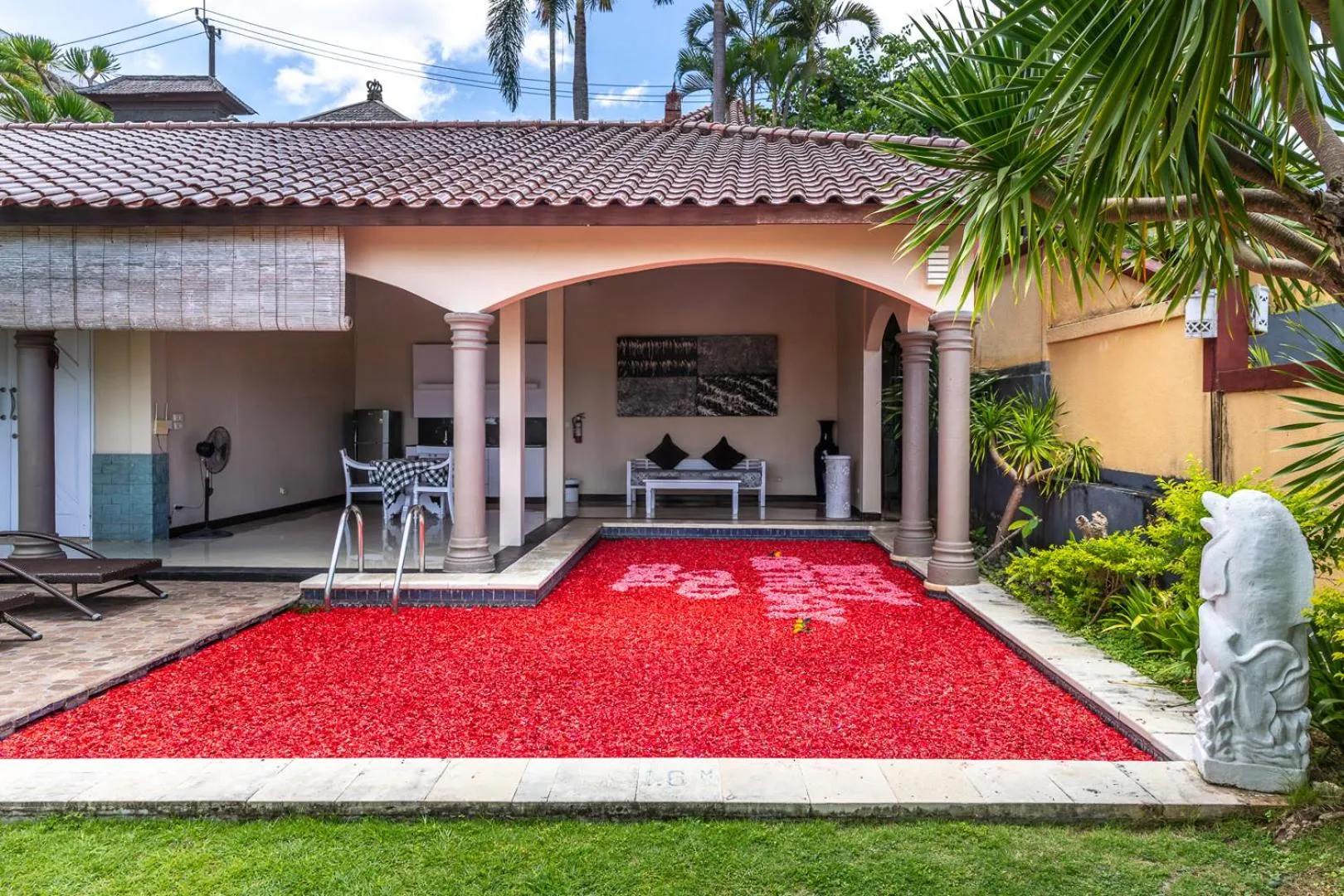 Swimming pool in The Beverly Hills Bali Villas Jimbaran