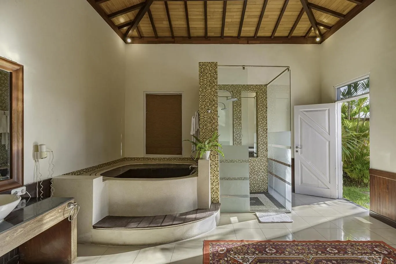 Bathroom in The Beverly Hills Bali Villas Jimbaran