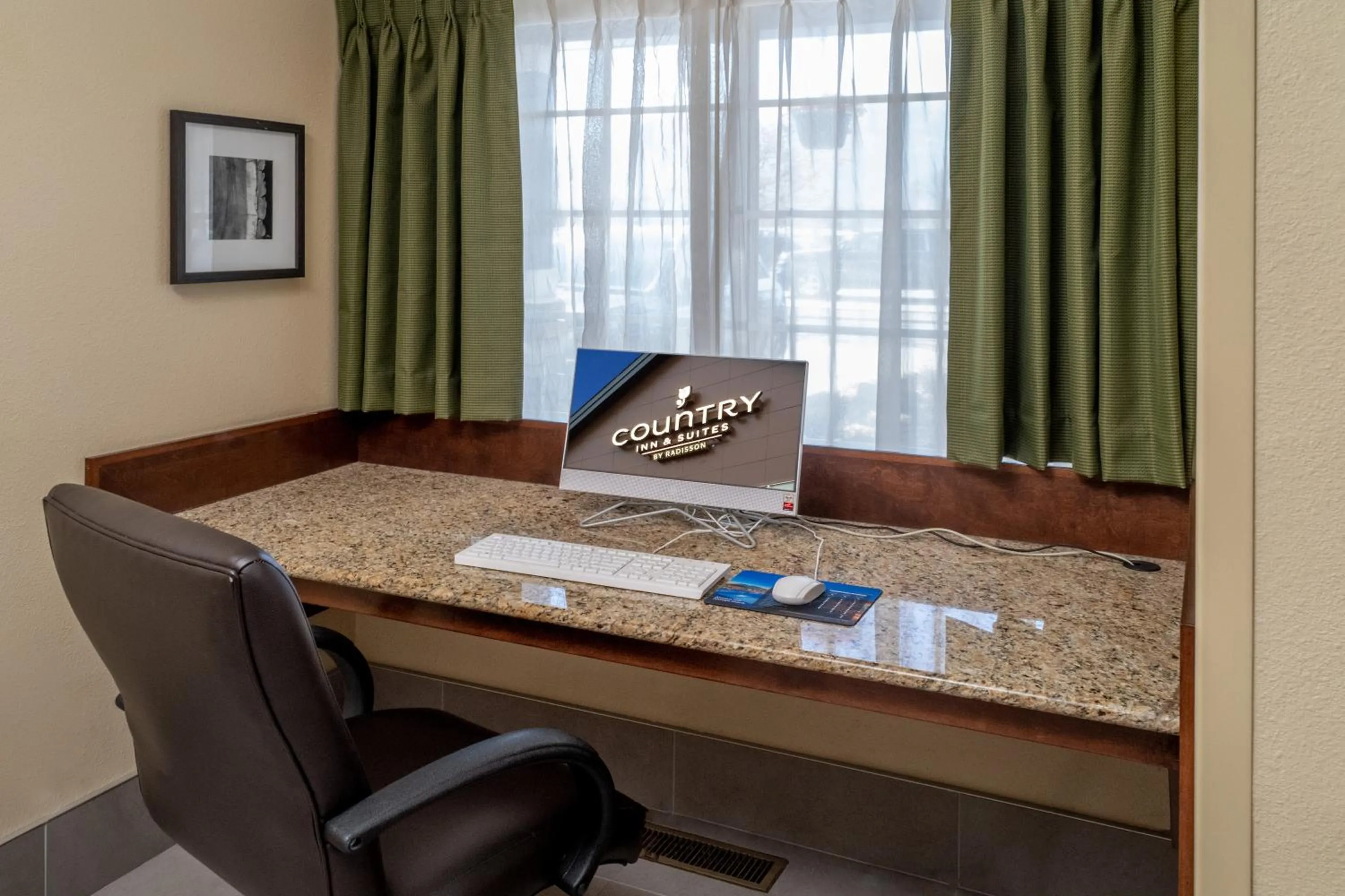 Business facilities in Country Inn & Suites By Radisson, Charleston South, WV