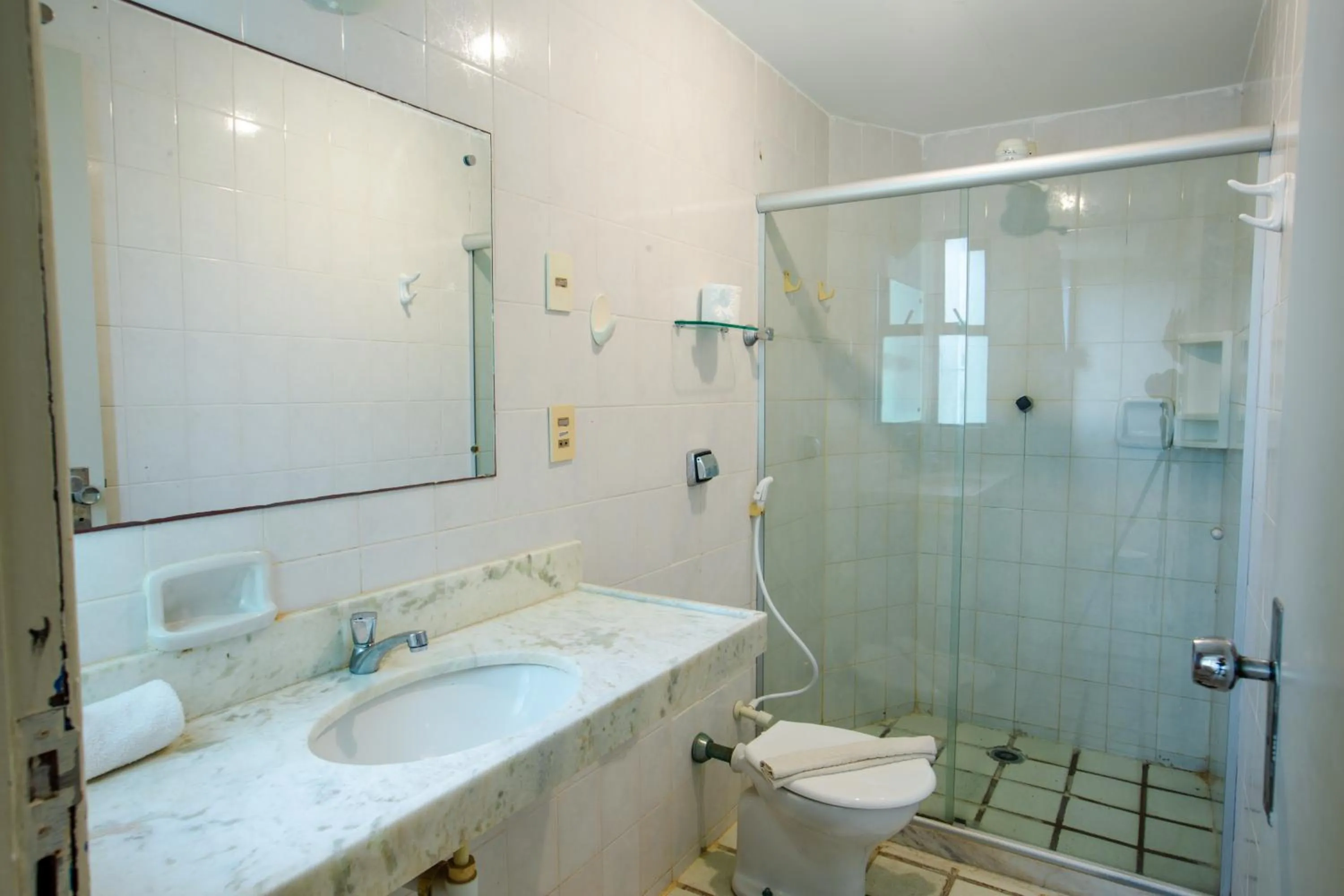 Bathroom in Rede Andrade Baía Dos Corais