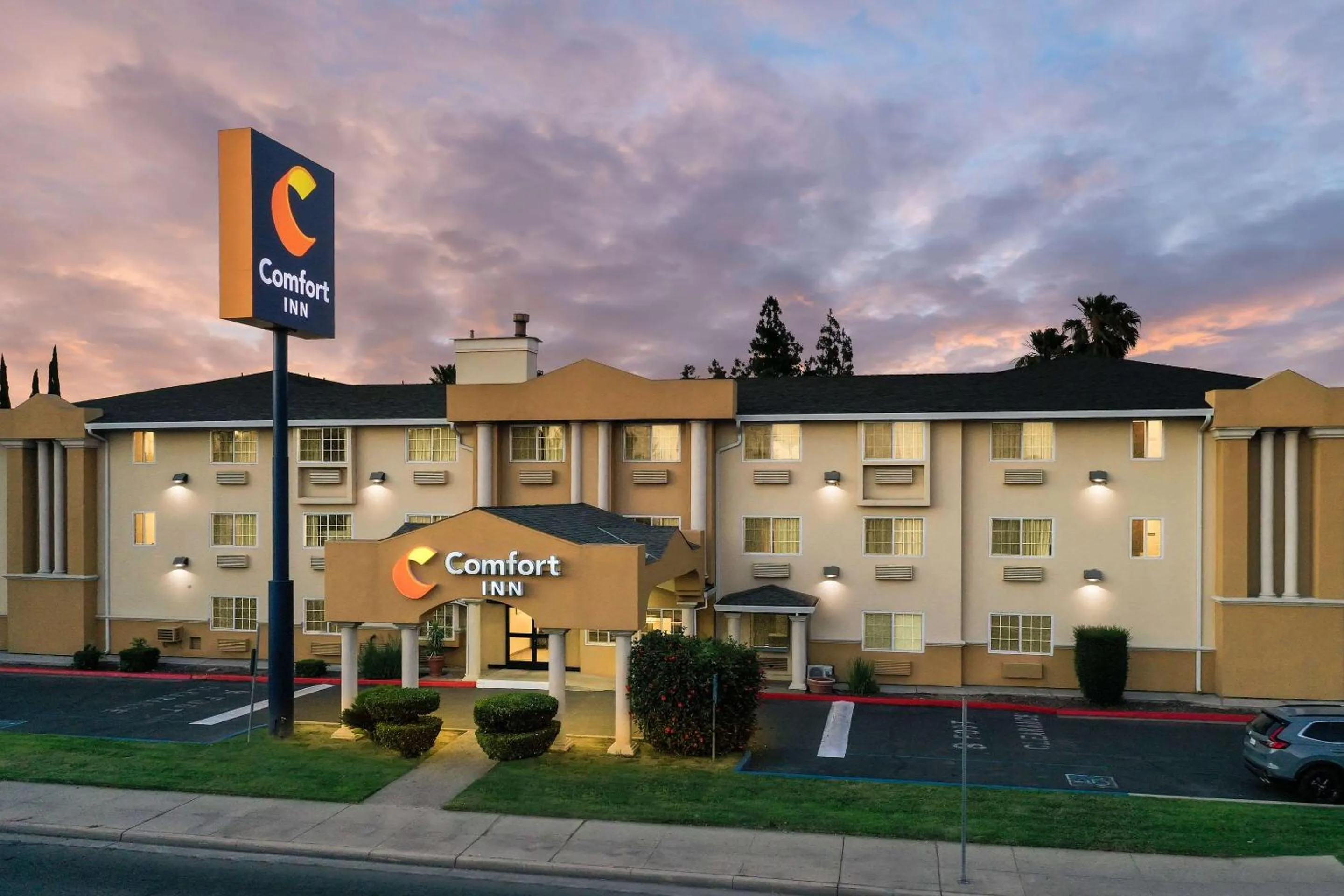 Property building in Comfort Inn Modesto