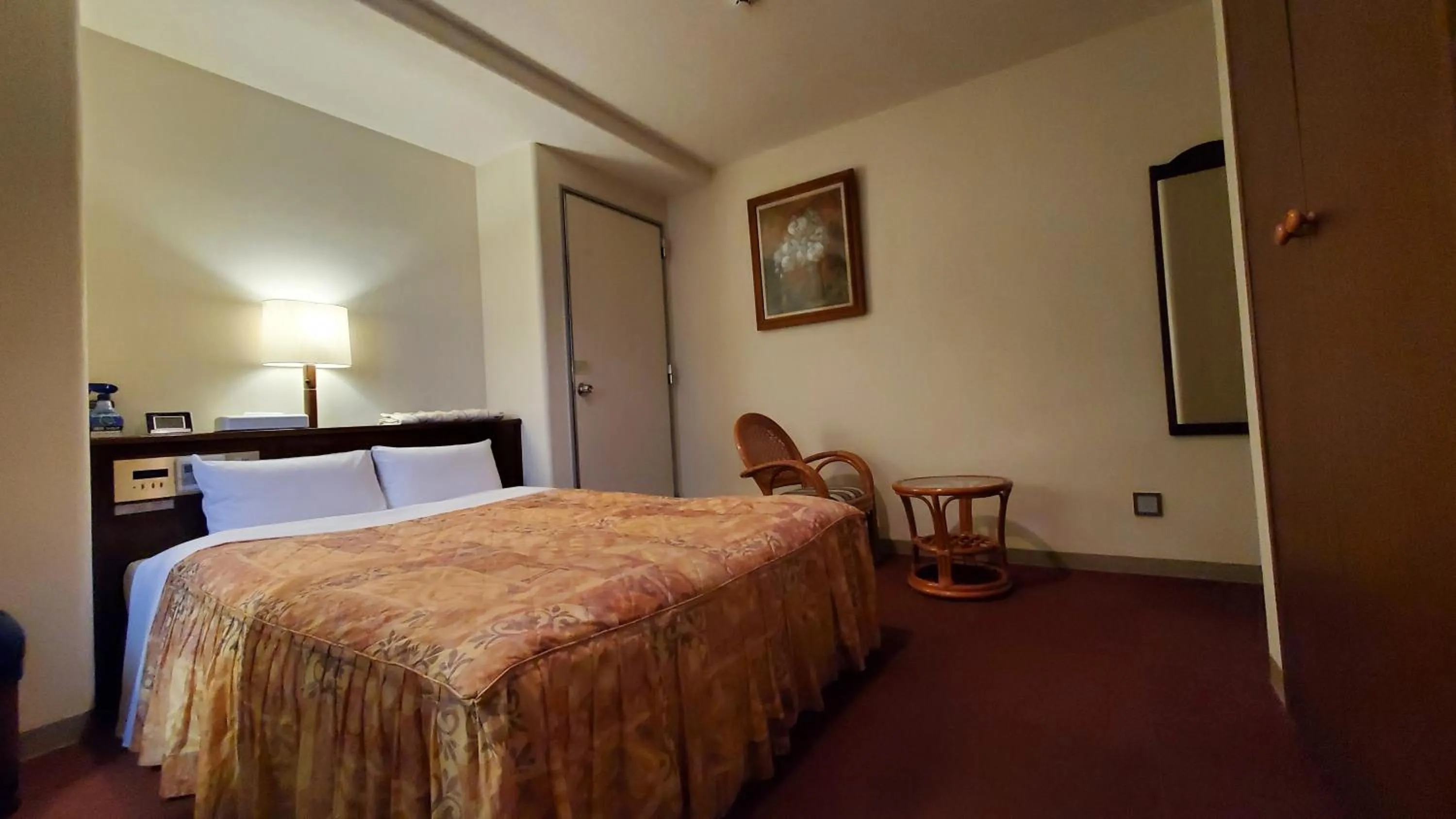 Bed in Nobeoka Urban Hotel