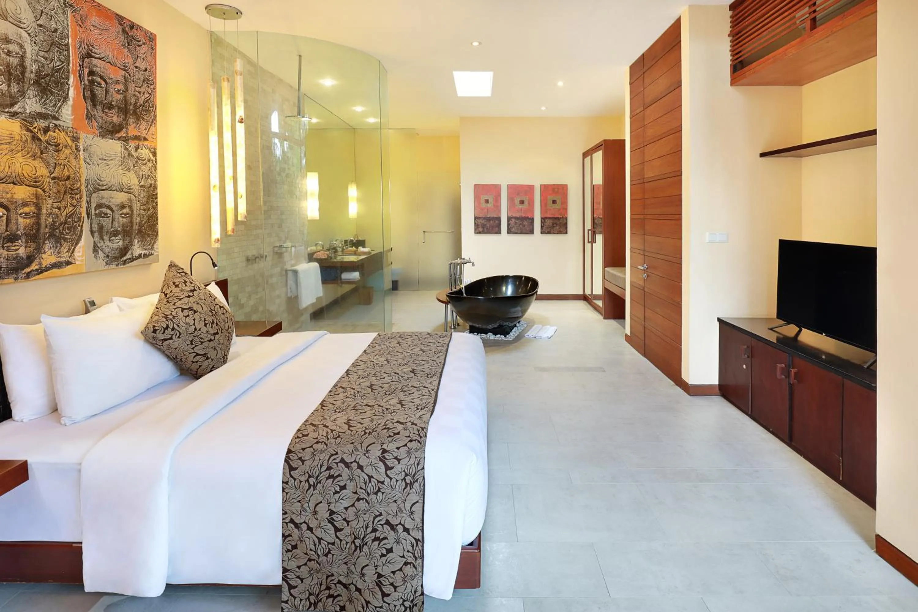 Bed in The Elysian Boutique Villa Hotel