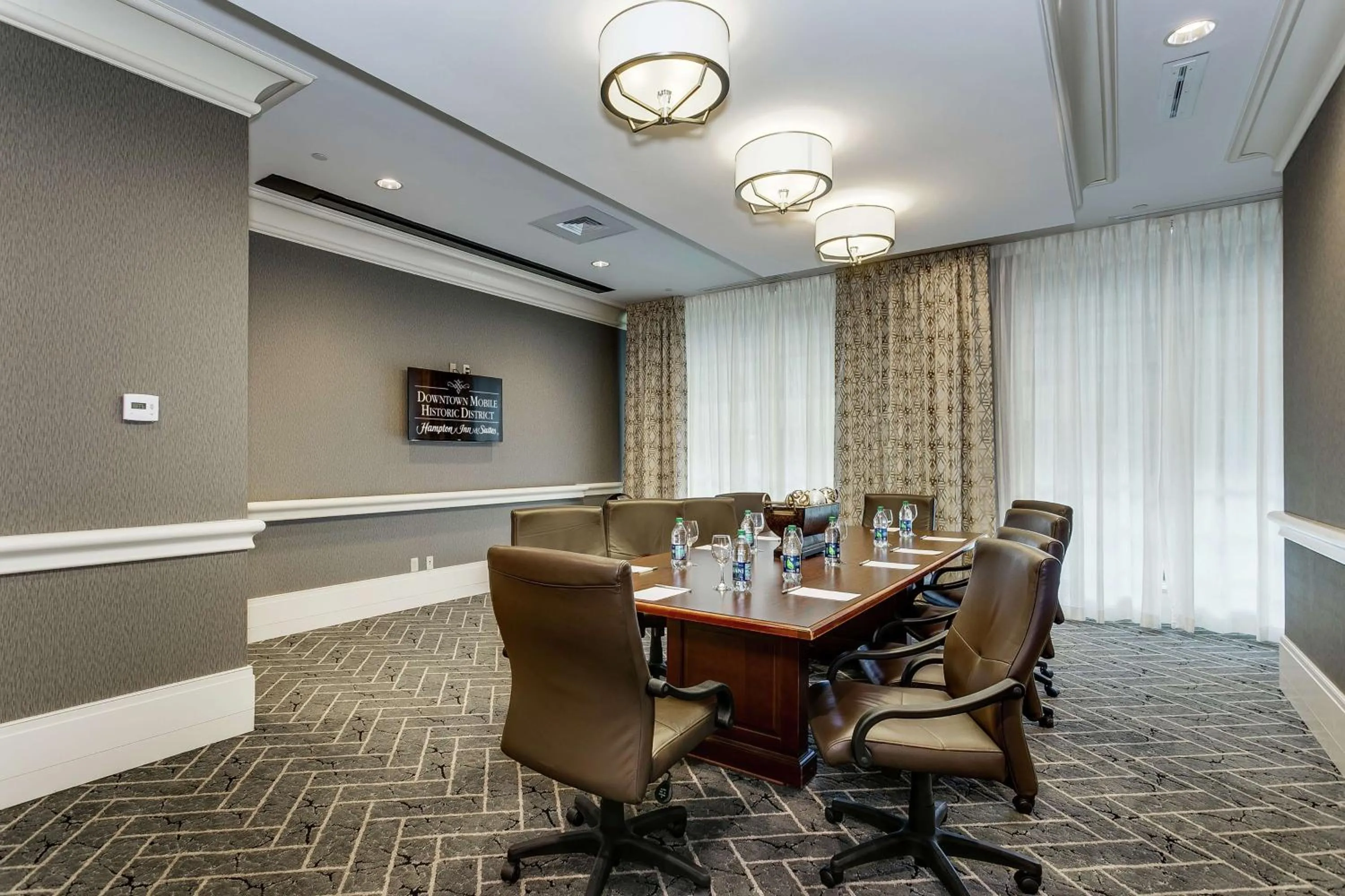 Meeting/conference room in Hampton Inn & Suites Mobile - Downtown Historic District