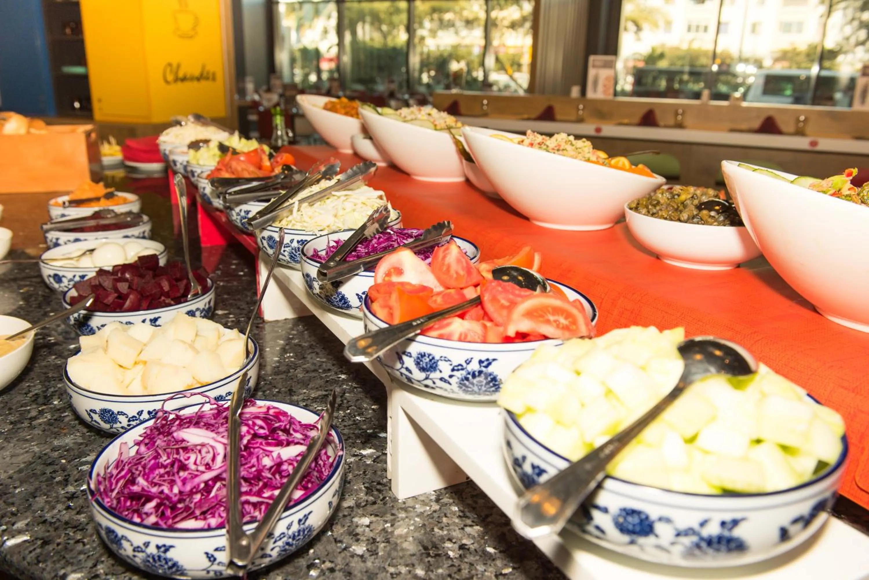 Restaurant/places to eat in Atlantis Alger Aéroport ex Ibis