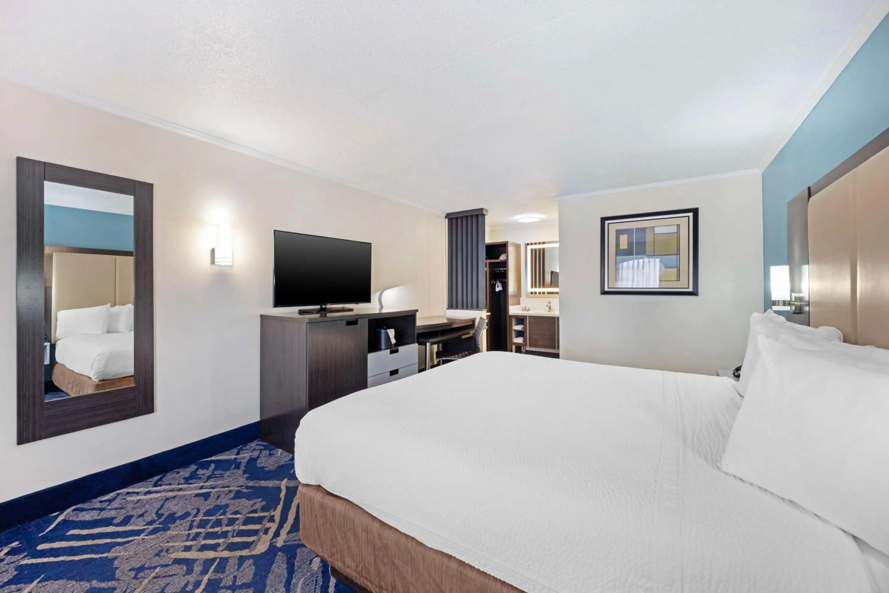 Bedroom, Bed in Best Western Franklin