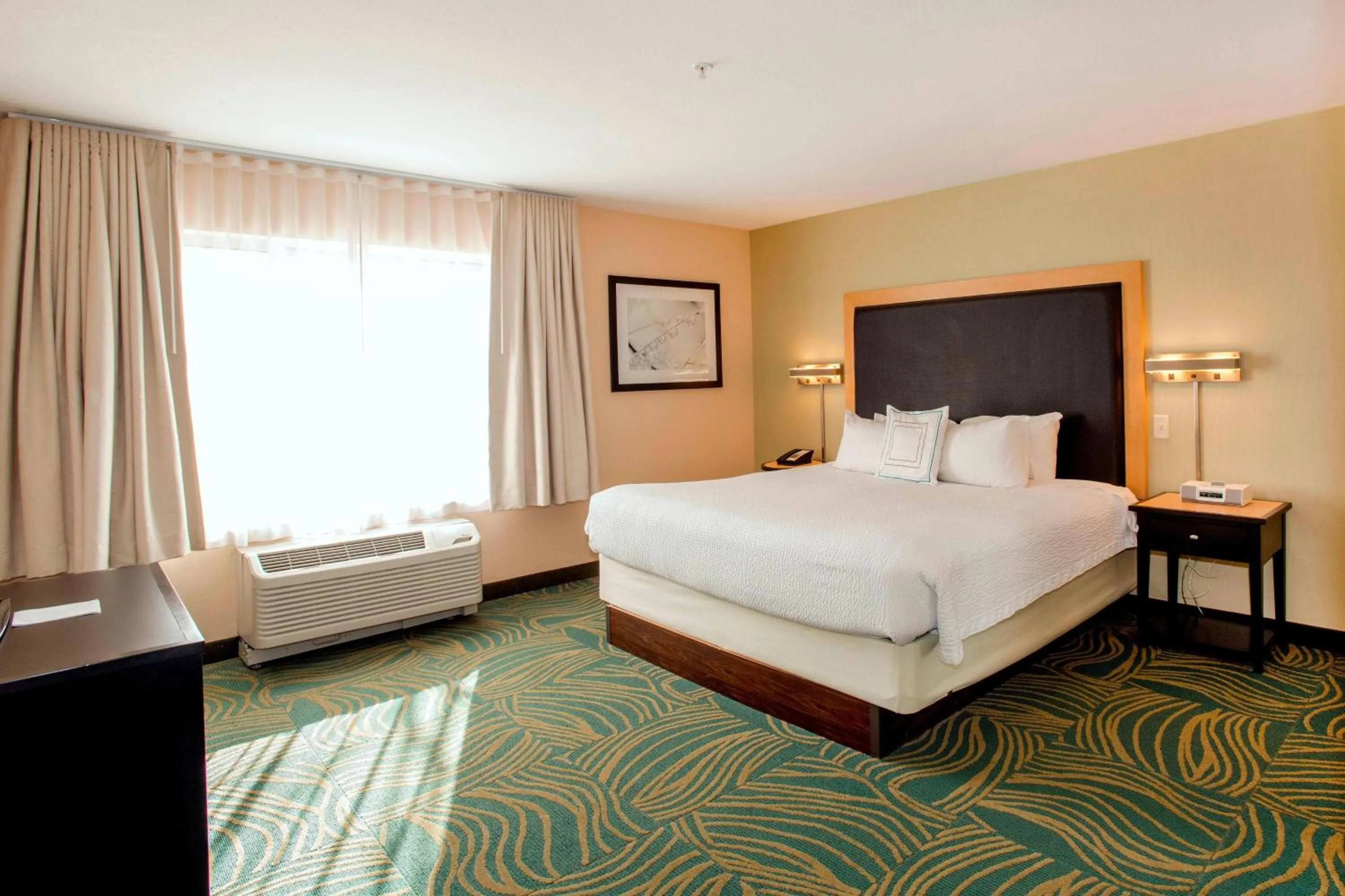 Bedroom, Bed in Springhill Suites by Marriott Pueblo Downtown