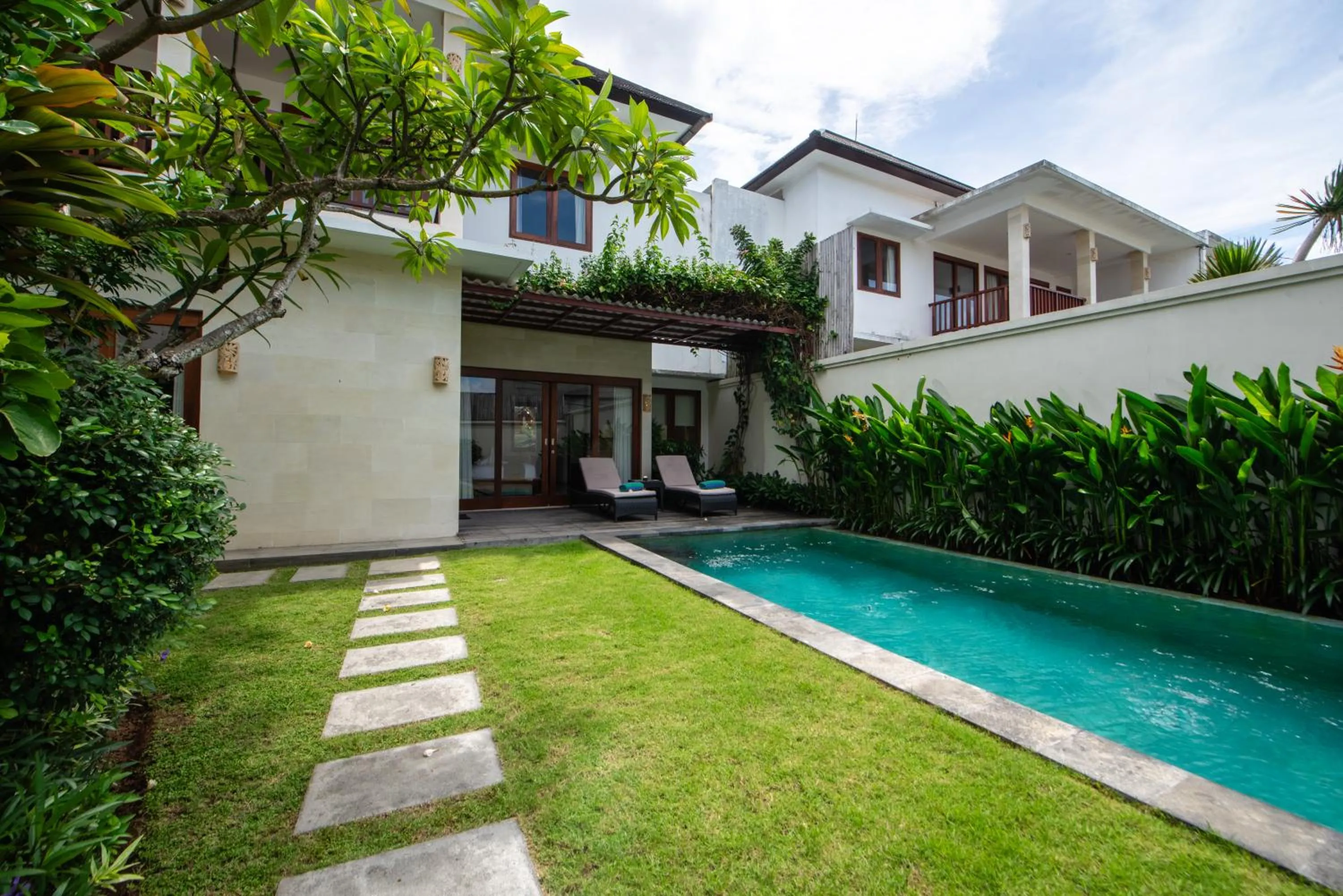 Bali Ayu Hotel & Villas