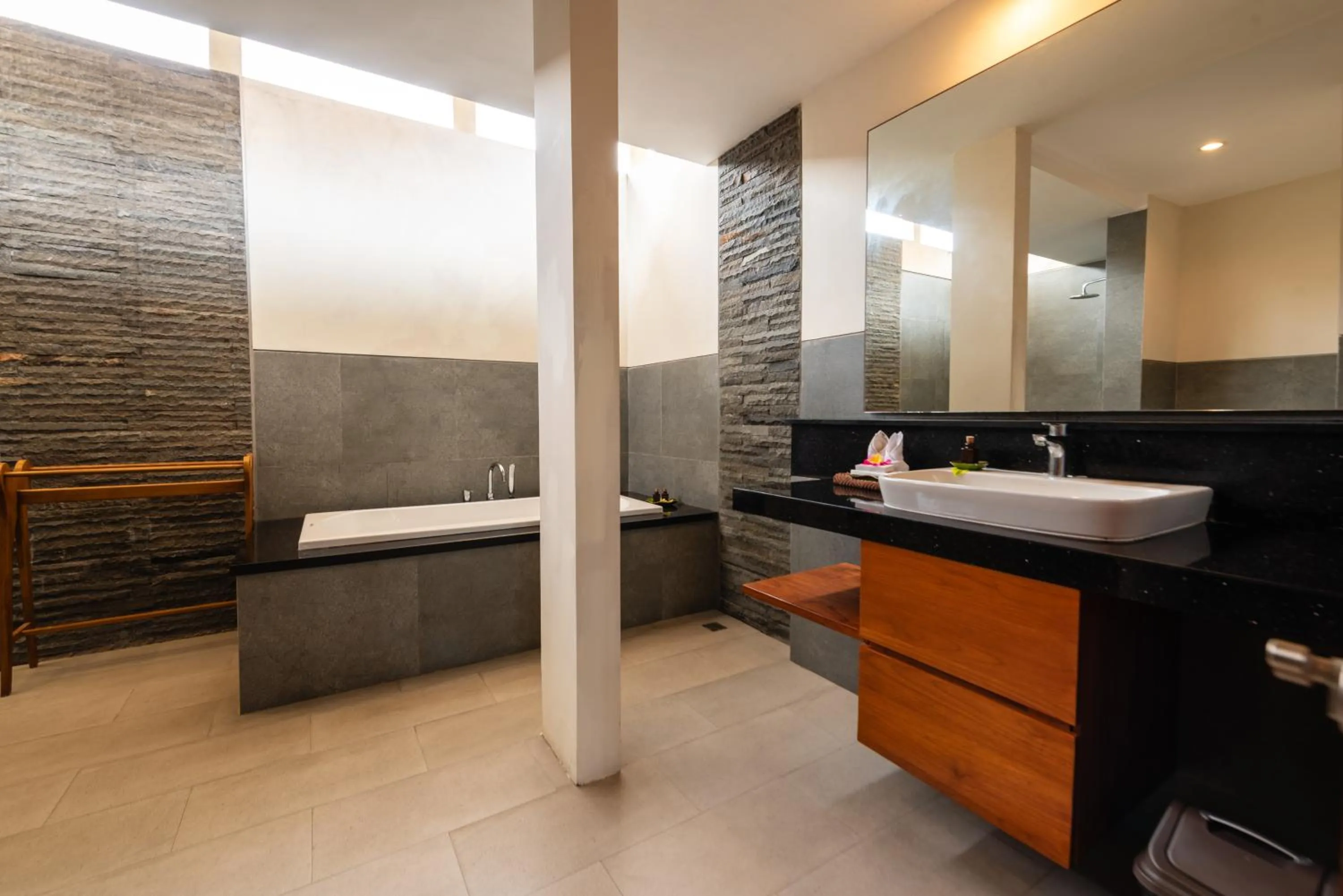 Bali Ayu Hotel & Villas