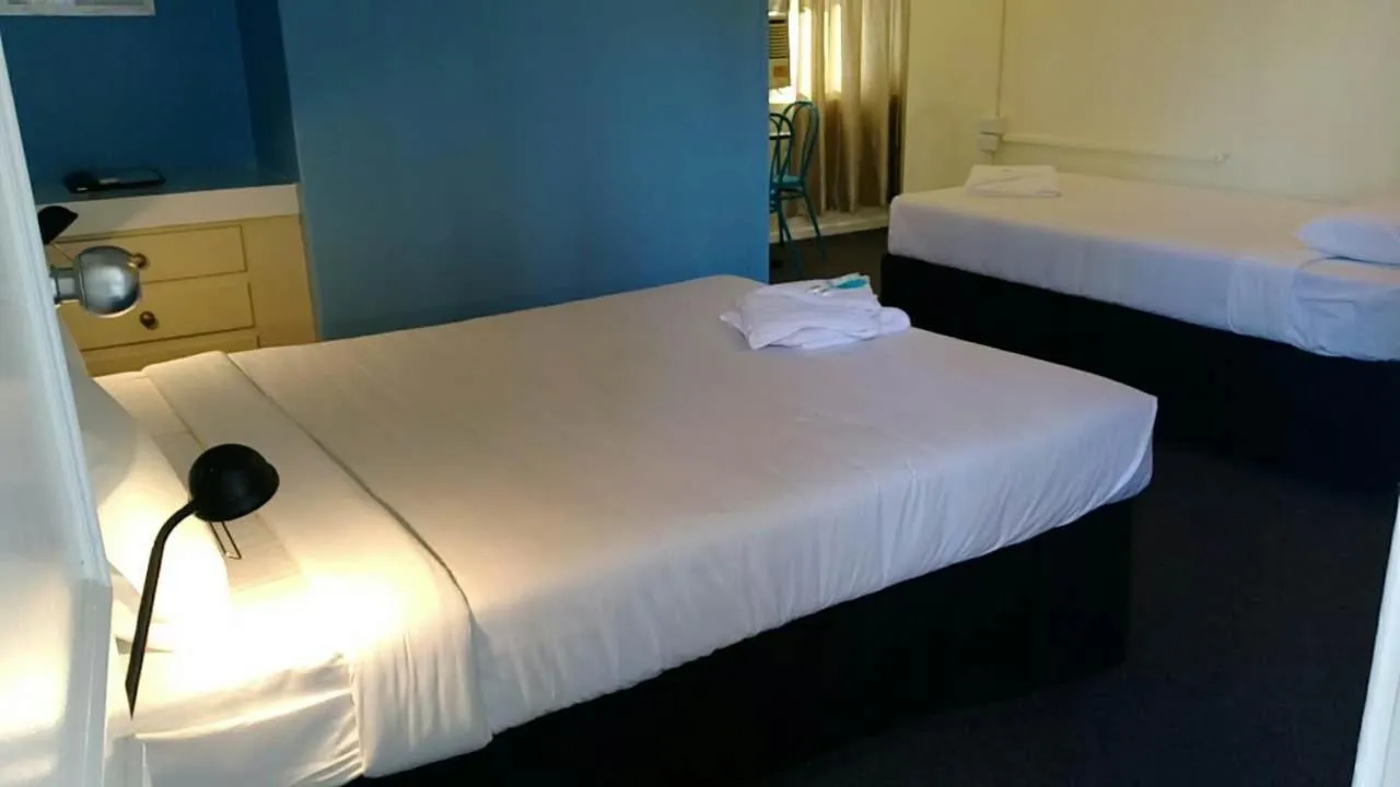 Photo of the whole room in Blue Pacific Swansea