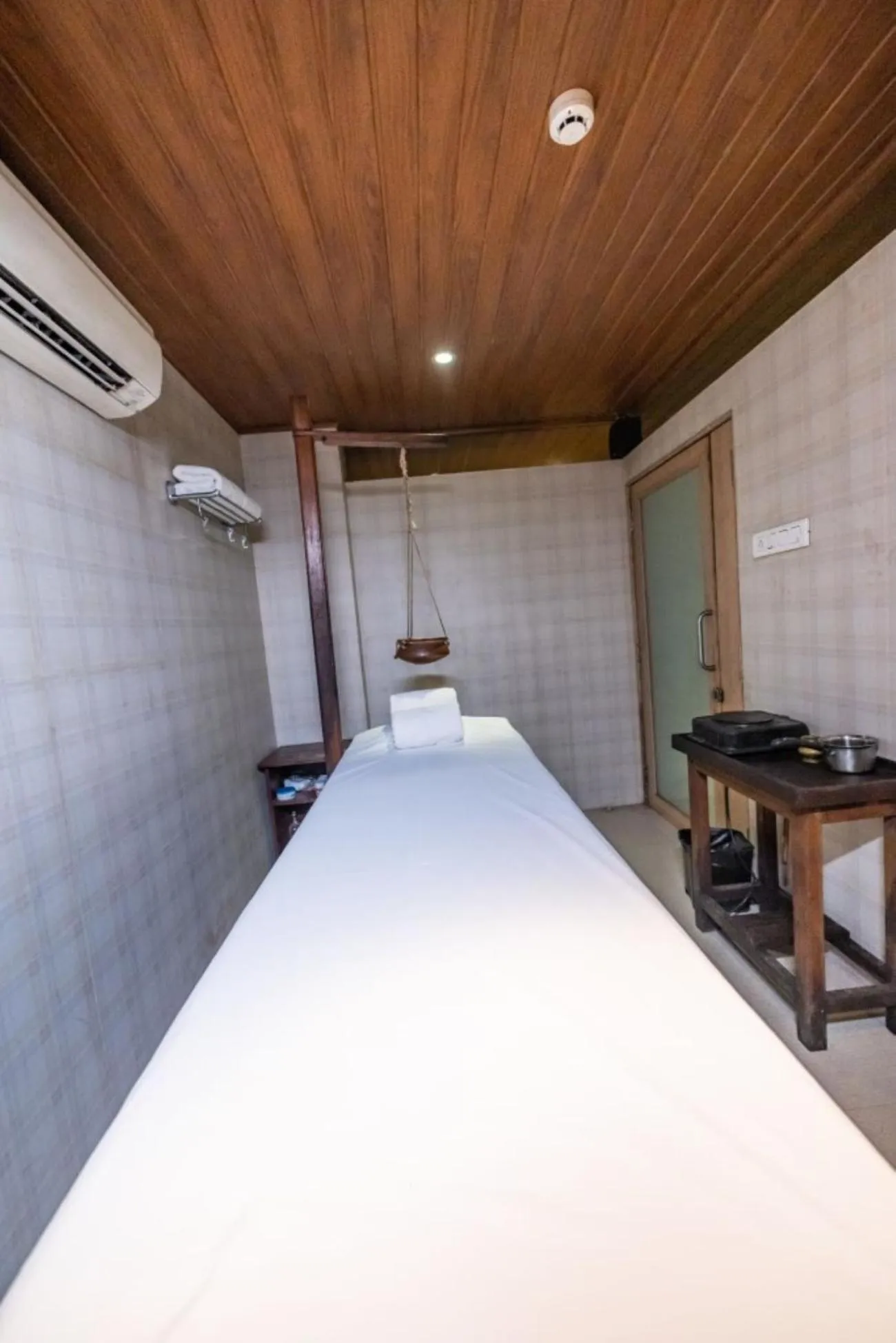 Spa and wellness centre/facilities, Bed in Neelam's The Grand Hotel Goa