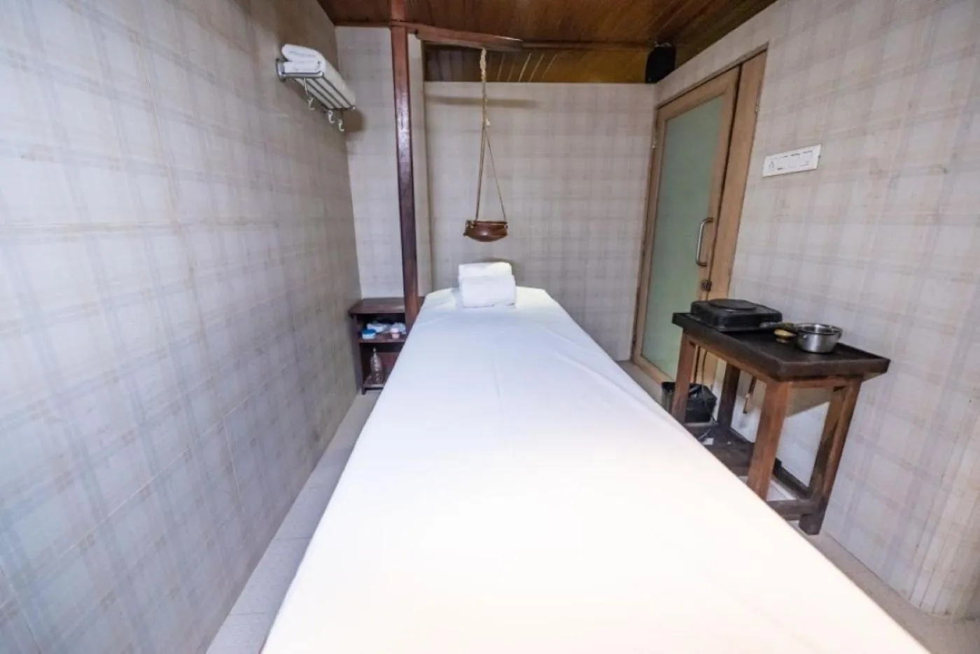 Spa and wellness centre/facilities, Bed in Neelam's The Grand Hotel Goa