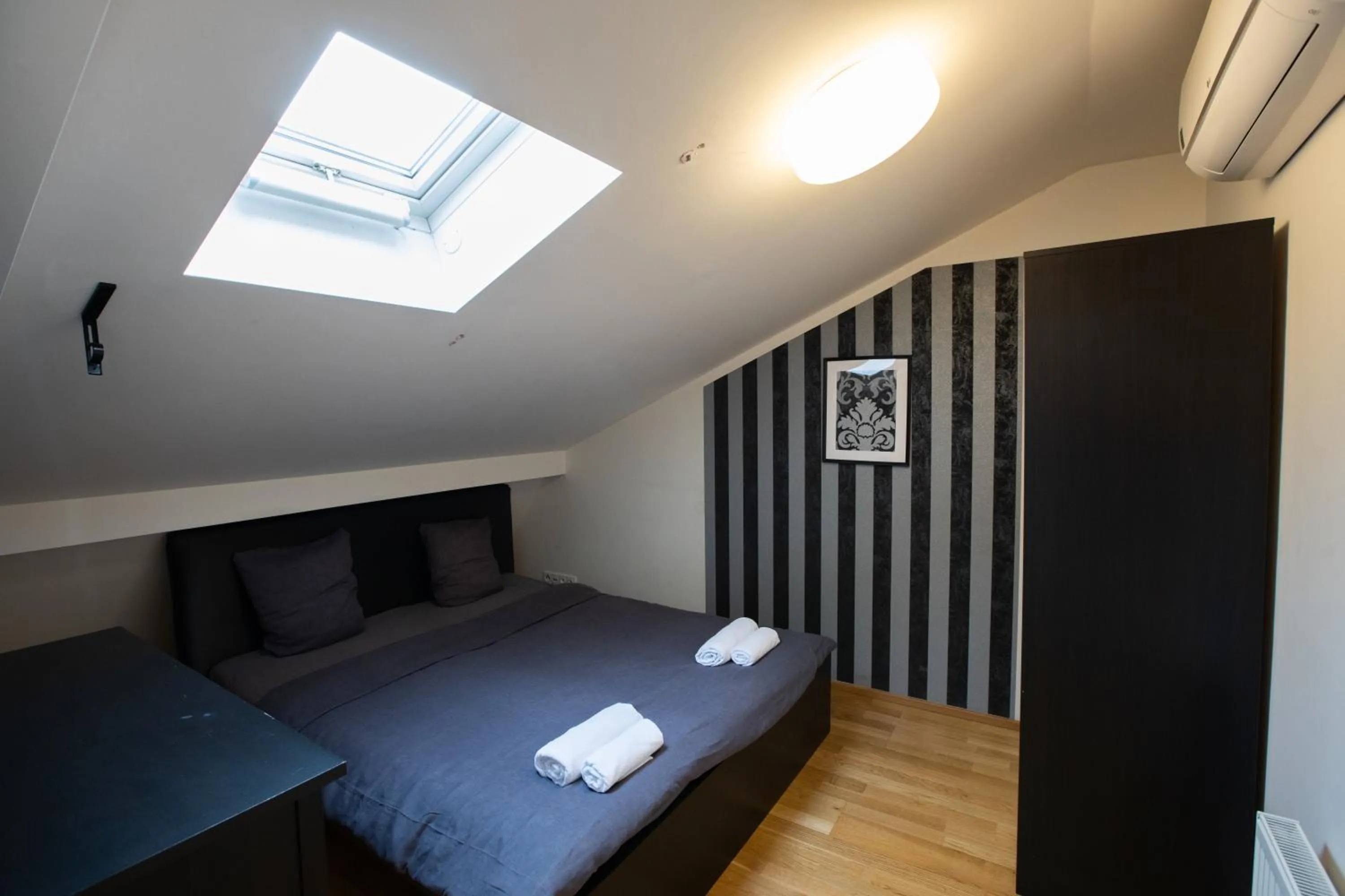 Bed in Riverside SPIRIT