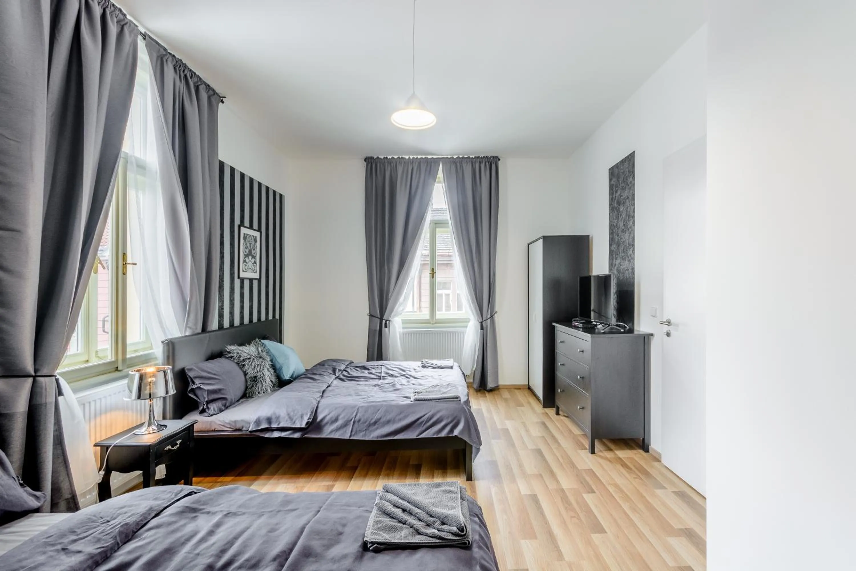 Bedroom, Bed in Riverside SPIRIT