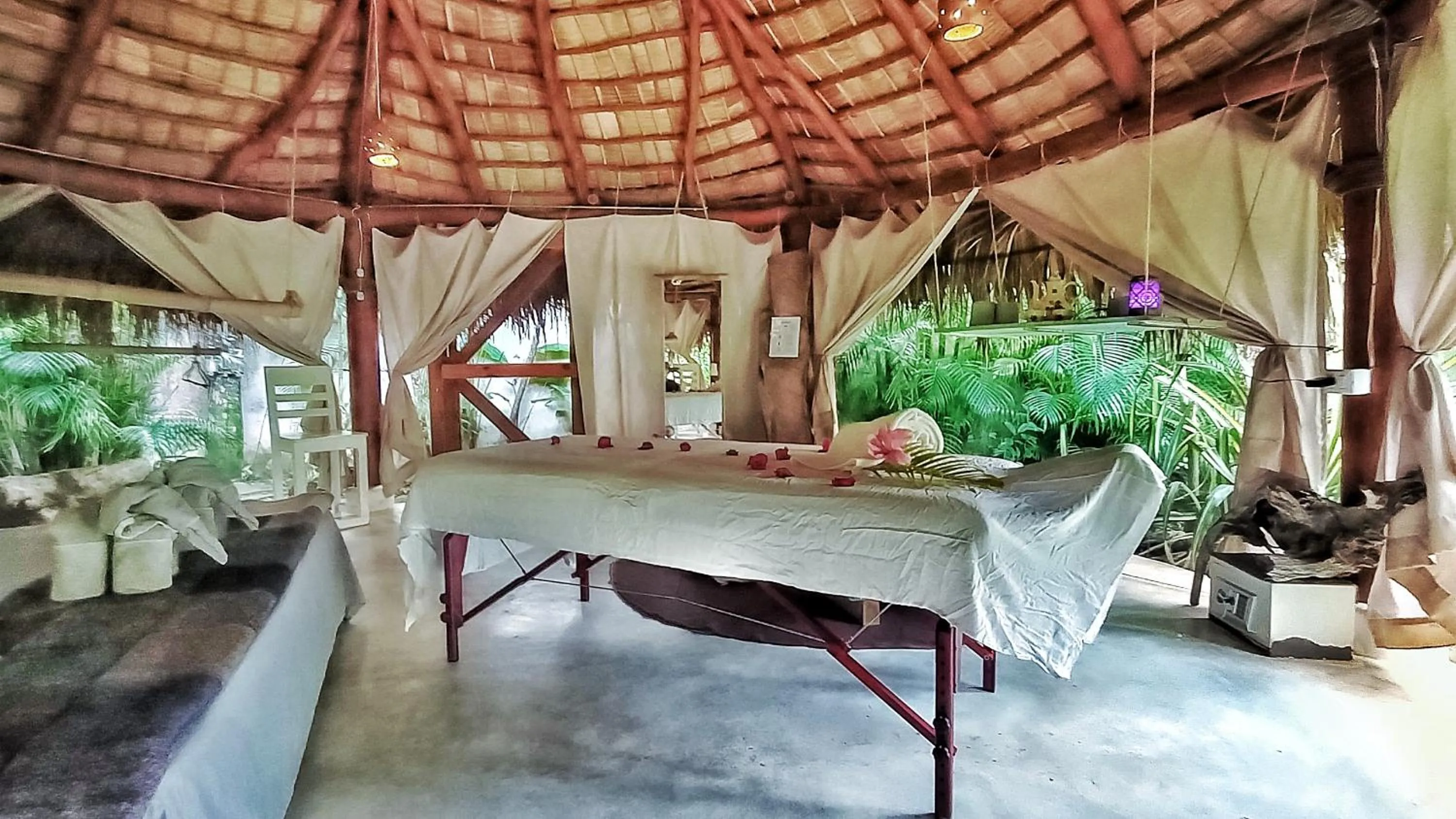 Massage in Casa Picaflor B&B