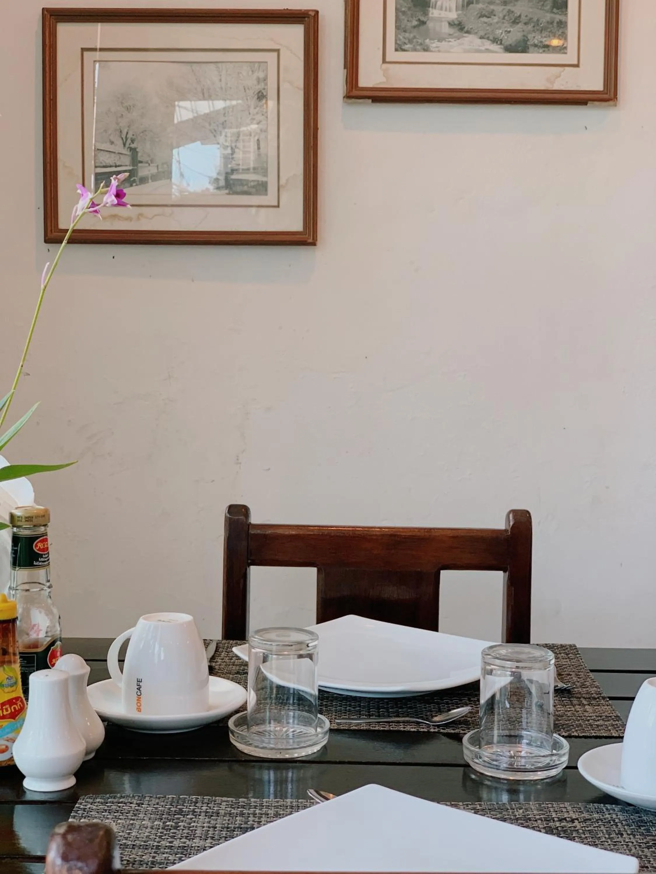 Restaurant/places to eat in Ice Kamala Beach Hotel