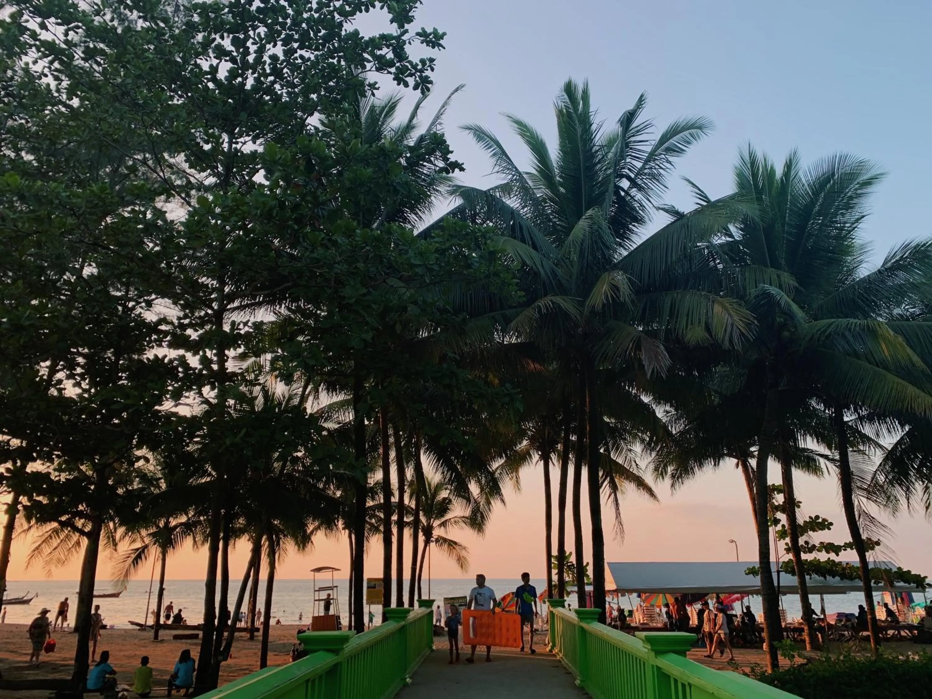 Sunrise in Ice Kamala Beach Hotel