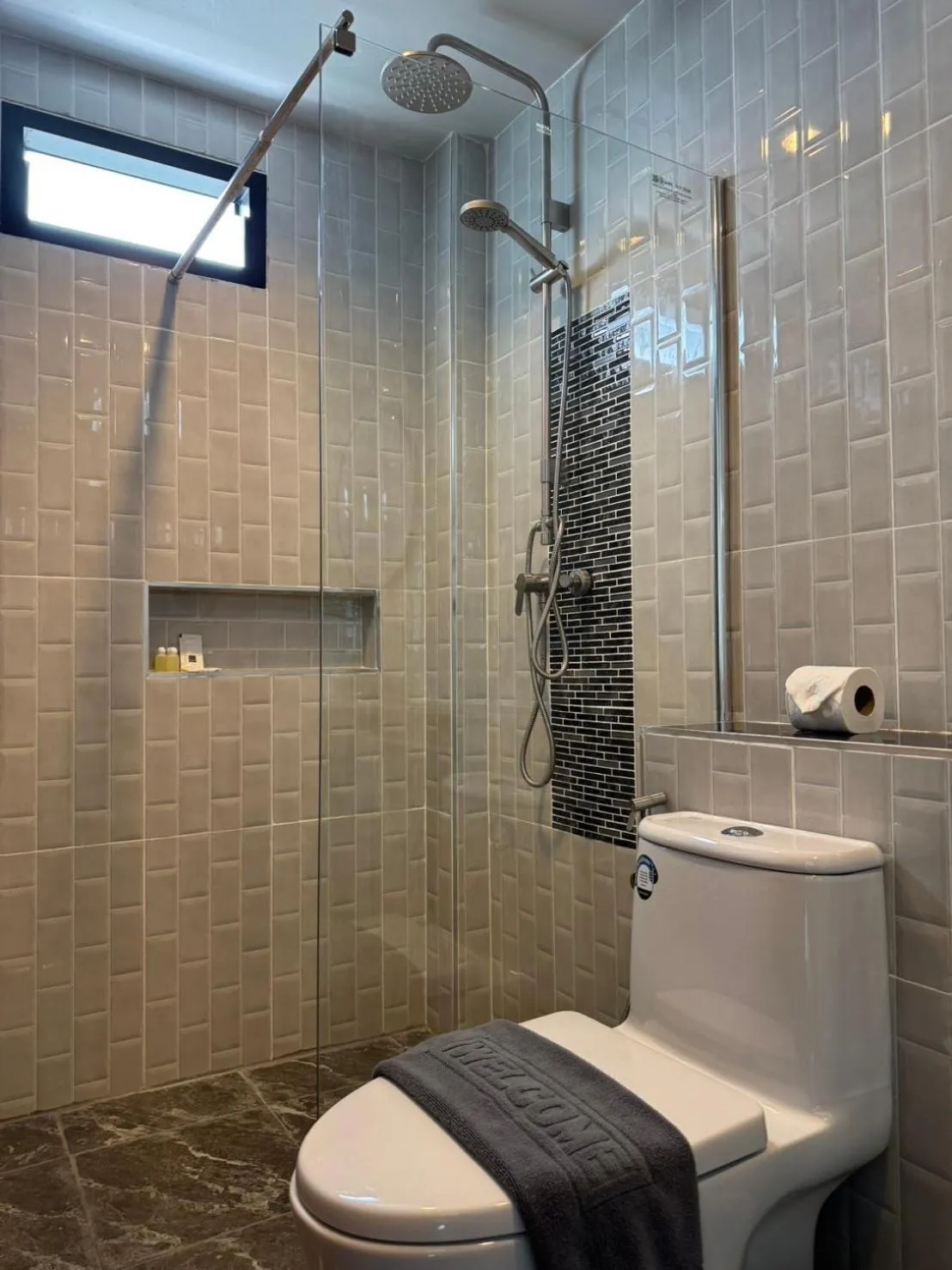 Toilet in Ice Kamala Beach Hotel