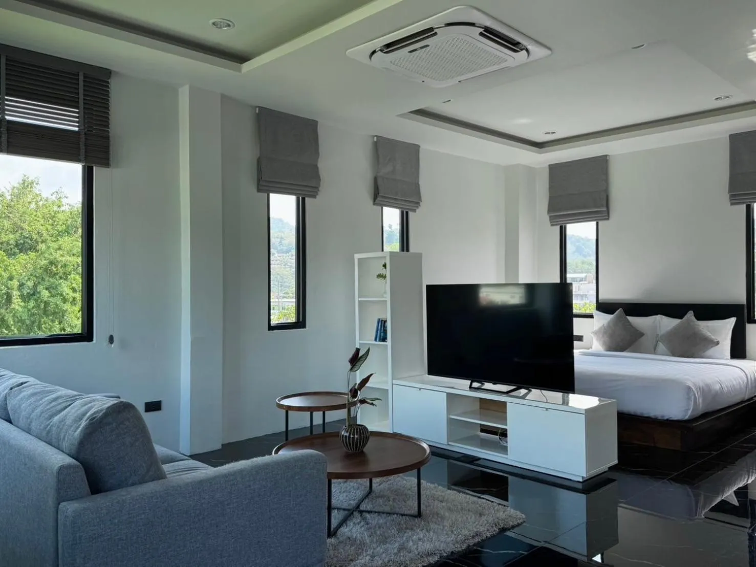 Bed in Ice Kamala Beach Hotel