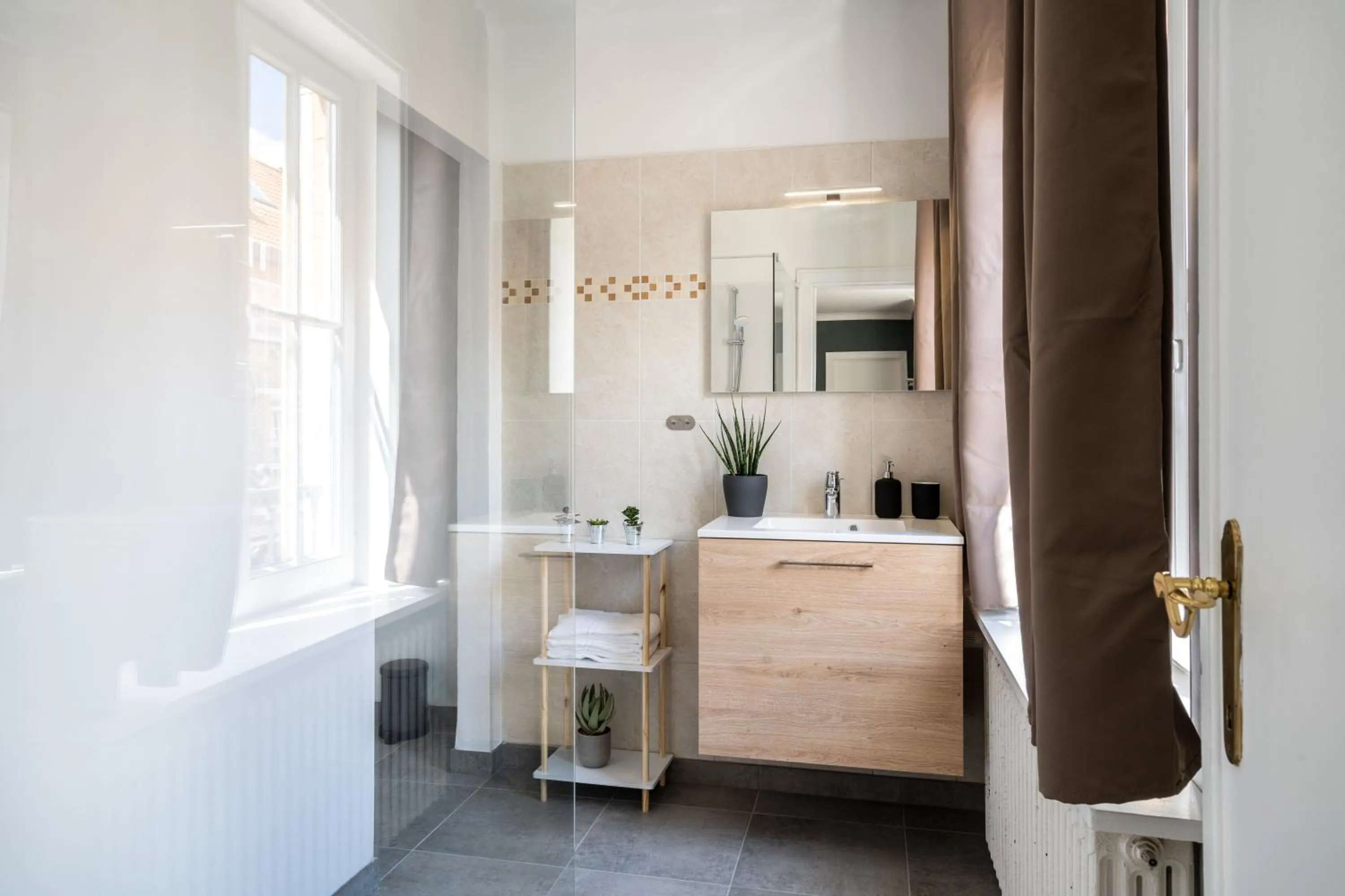 Bathroom, Bed in The Rose Suites