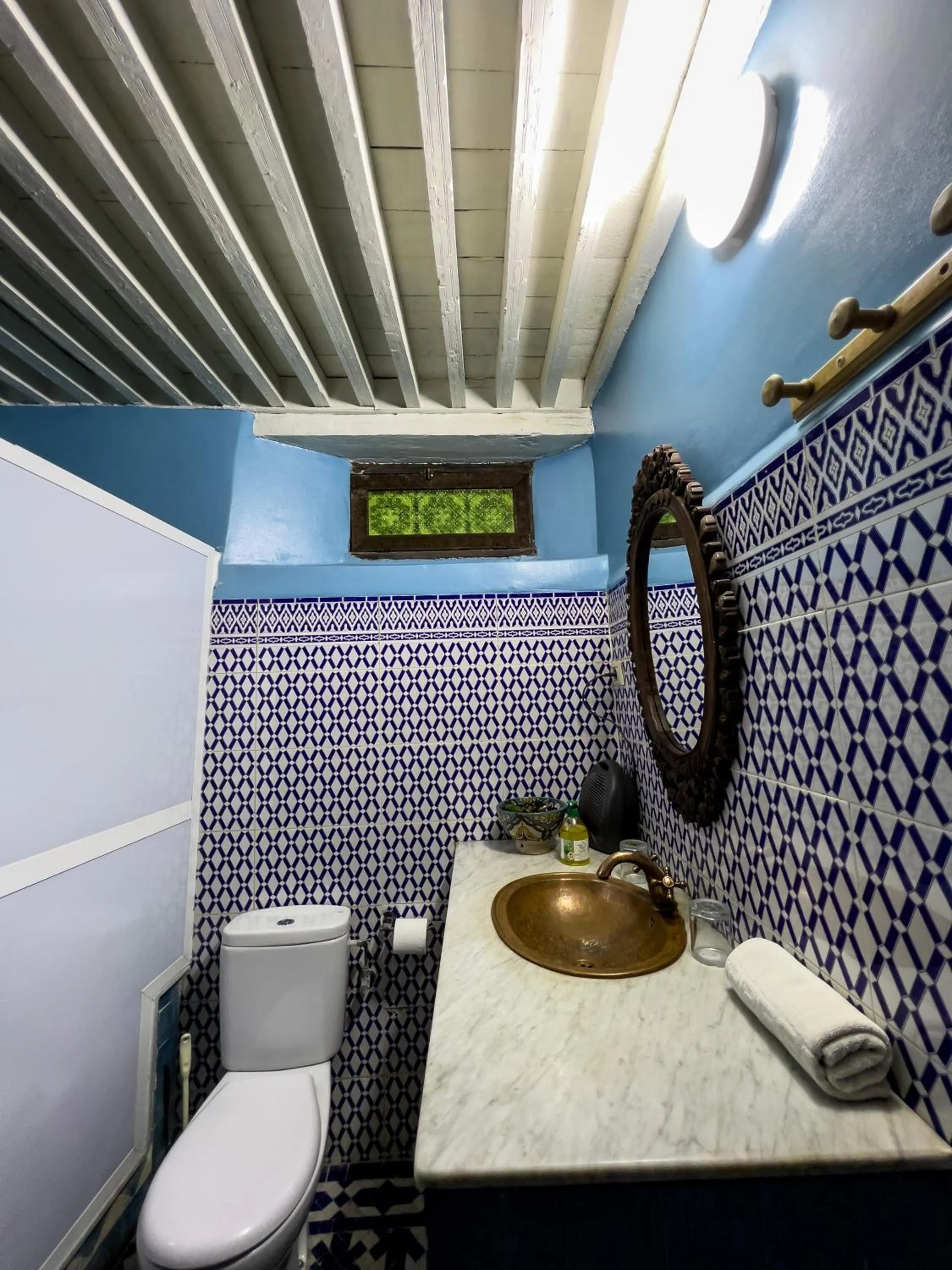 Bathroom in Riad Dar Guennoun - Luxury Suites in the Heart of Fes