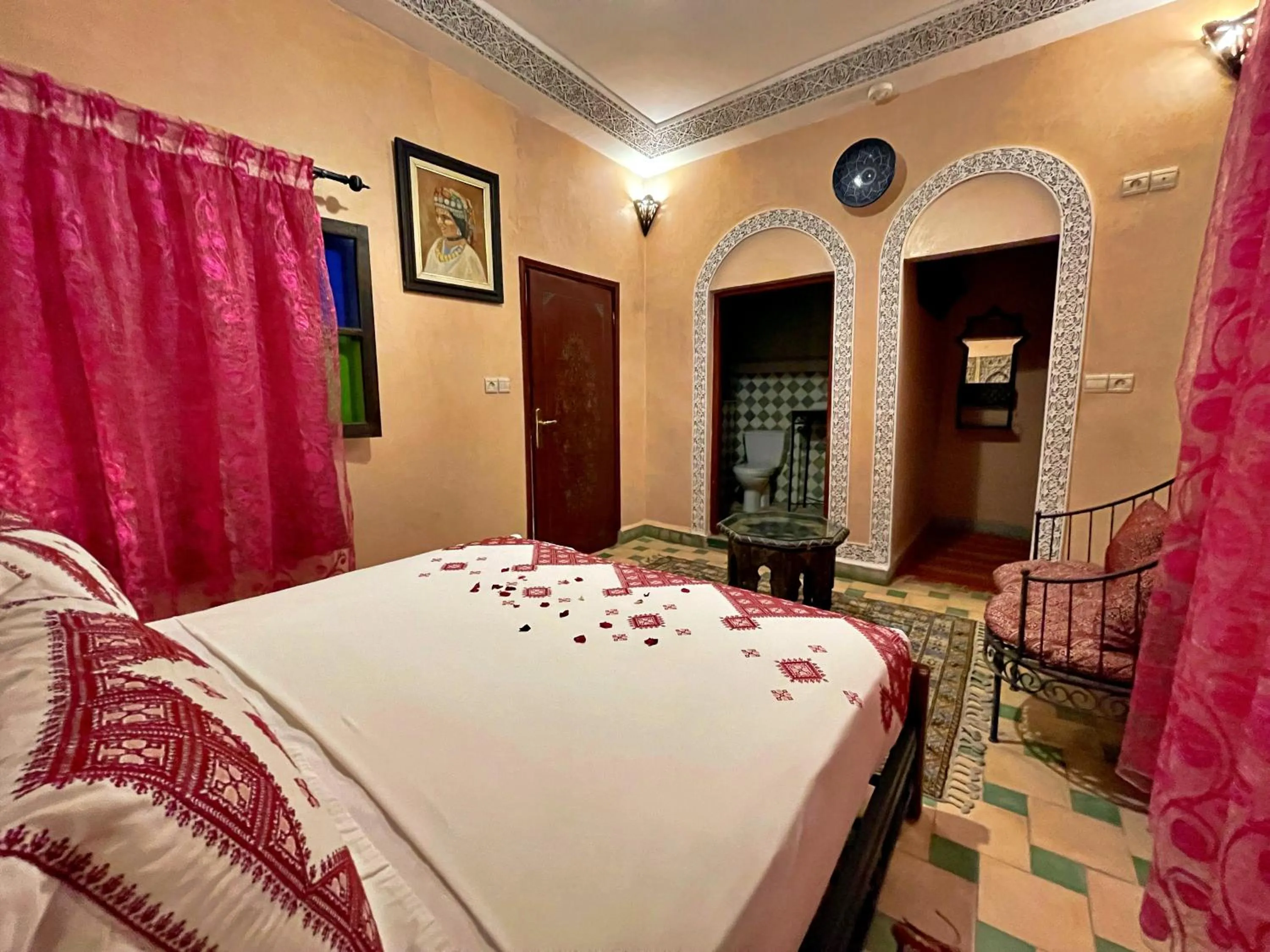 Bedroom, Bed in Riad Dar Guennoun - Luxury Suites in the Heart of Fes
