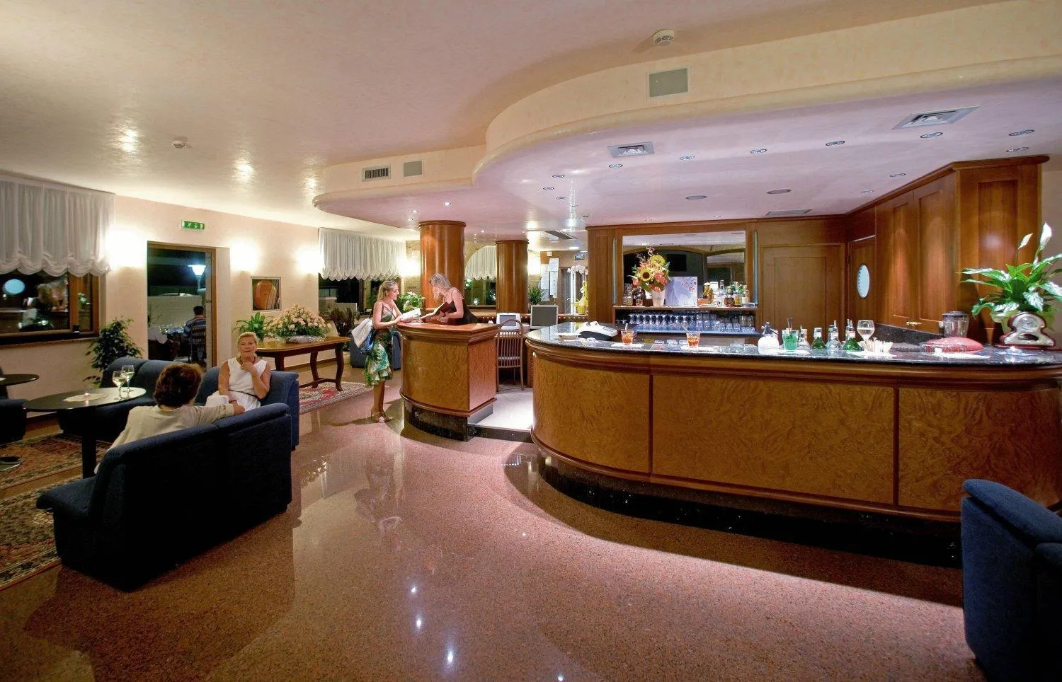 Lounge or bar in Hotel & Wellness Fra I Pini