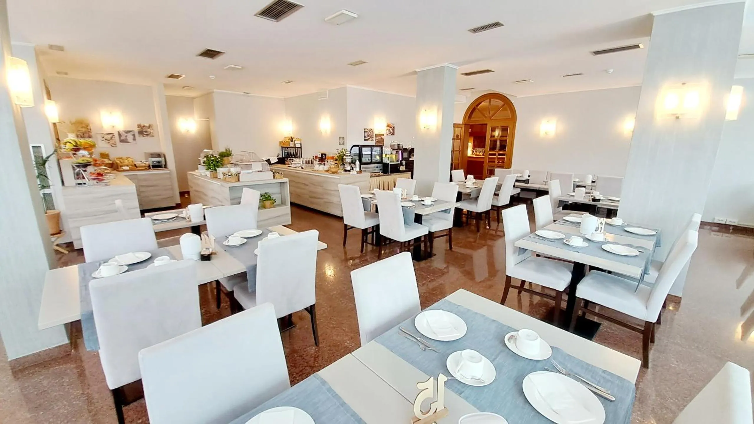 Restaurant/places to eat in Hotel & Wellness Fra I Pini