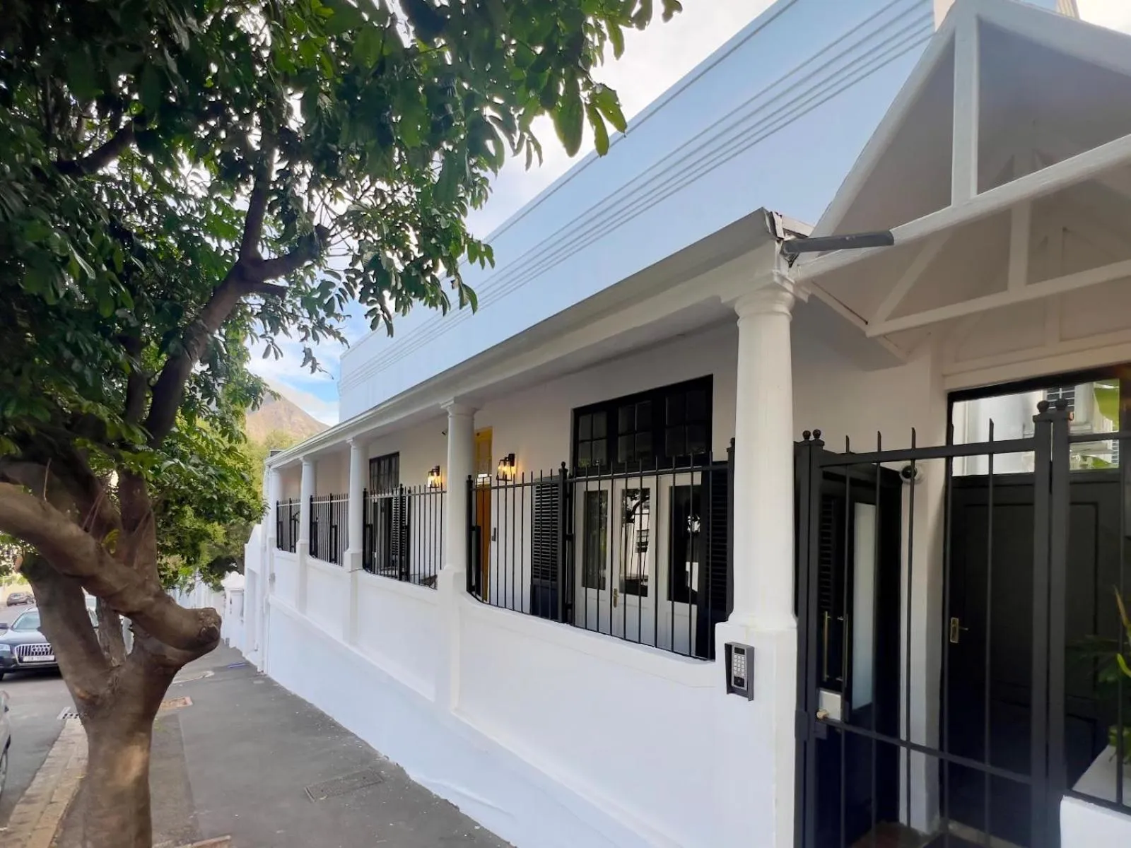 Facade/entrance in Liberty Lodge Guest House