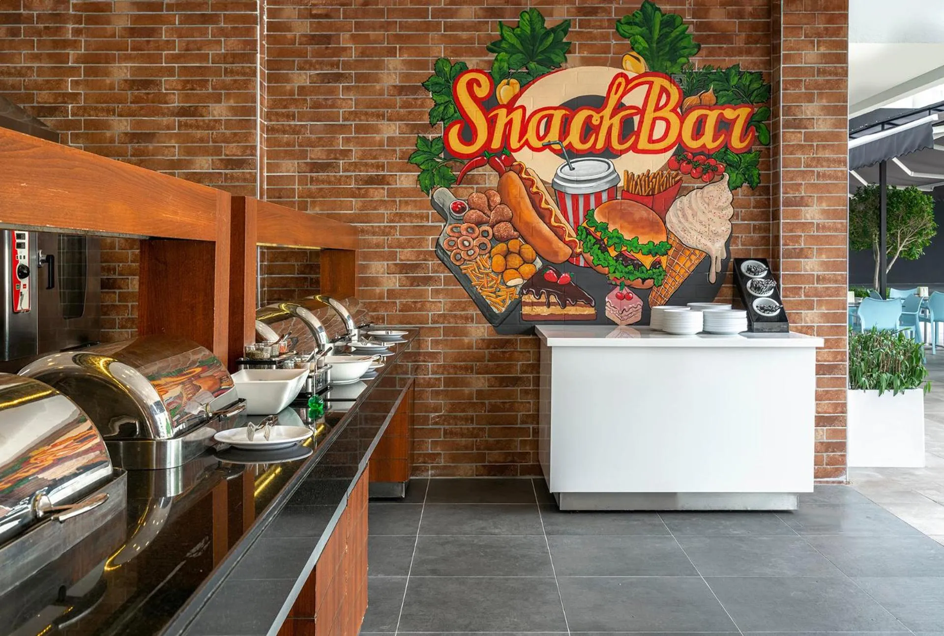 Food and drinks in Avena Resort & Spa Hotel