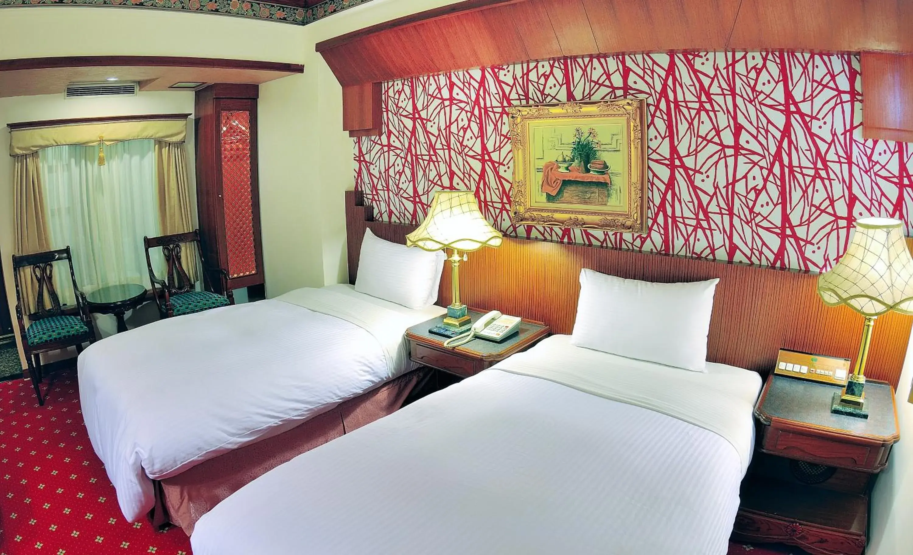 Single Bed in Male Dormitory Room with Shared Bathroom in KaRo Hotel Single Bed in Male Dormitory Room with Shared Bathroom in KaRo Hotel