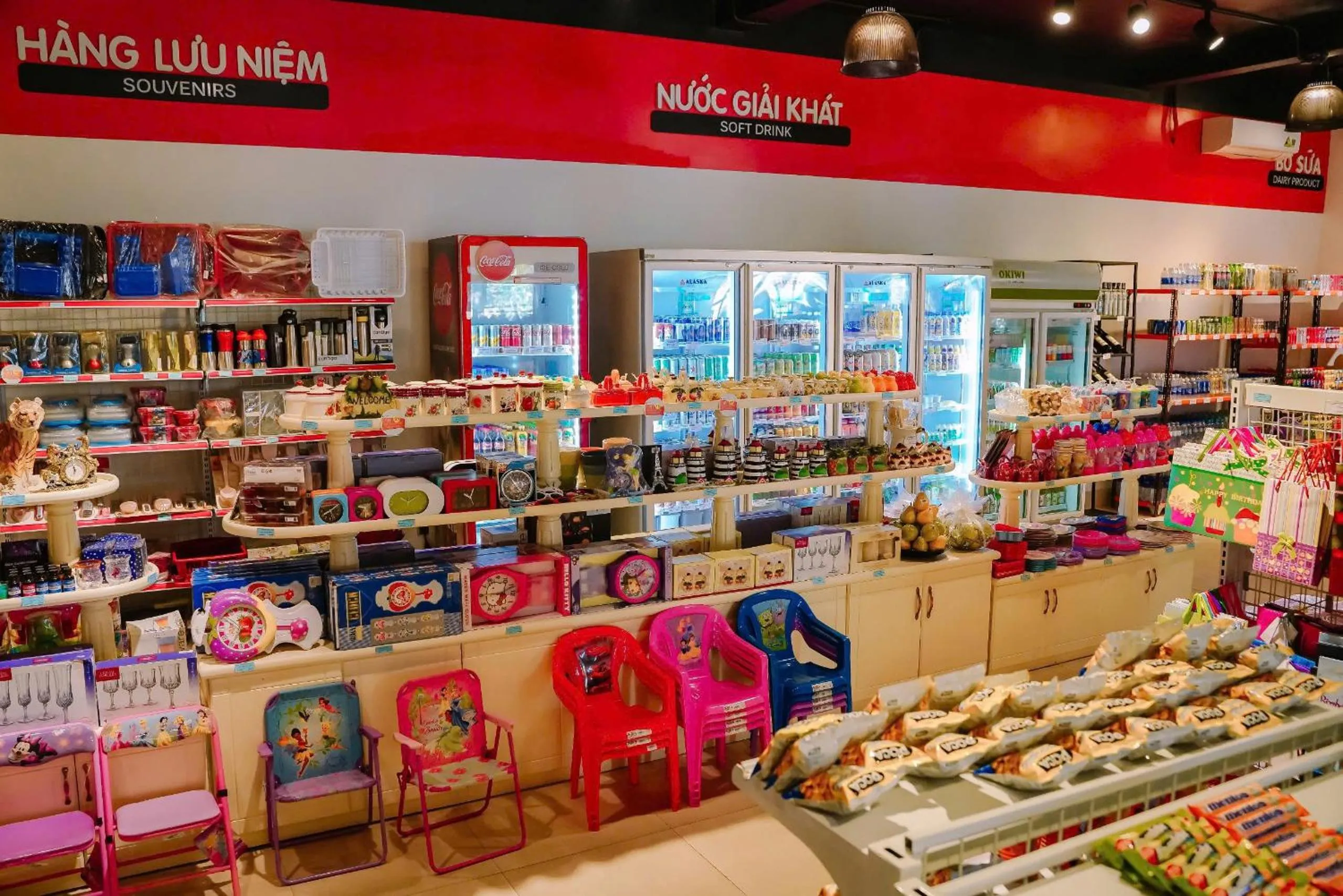 Shopping Area in Lan Rung Beach Resort