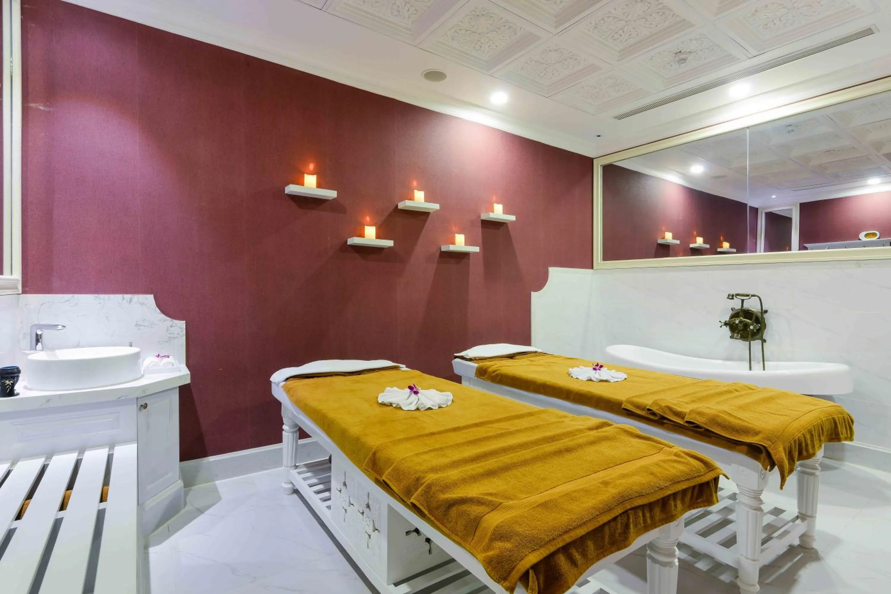 Massage in Lan Rung Beach Resort