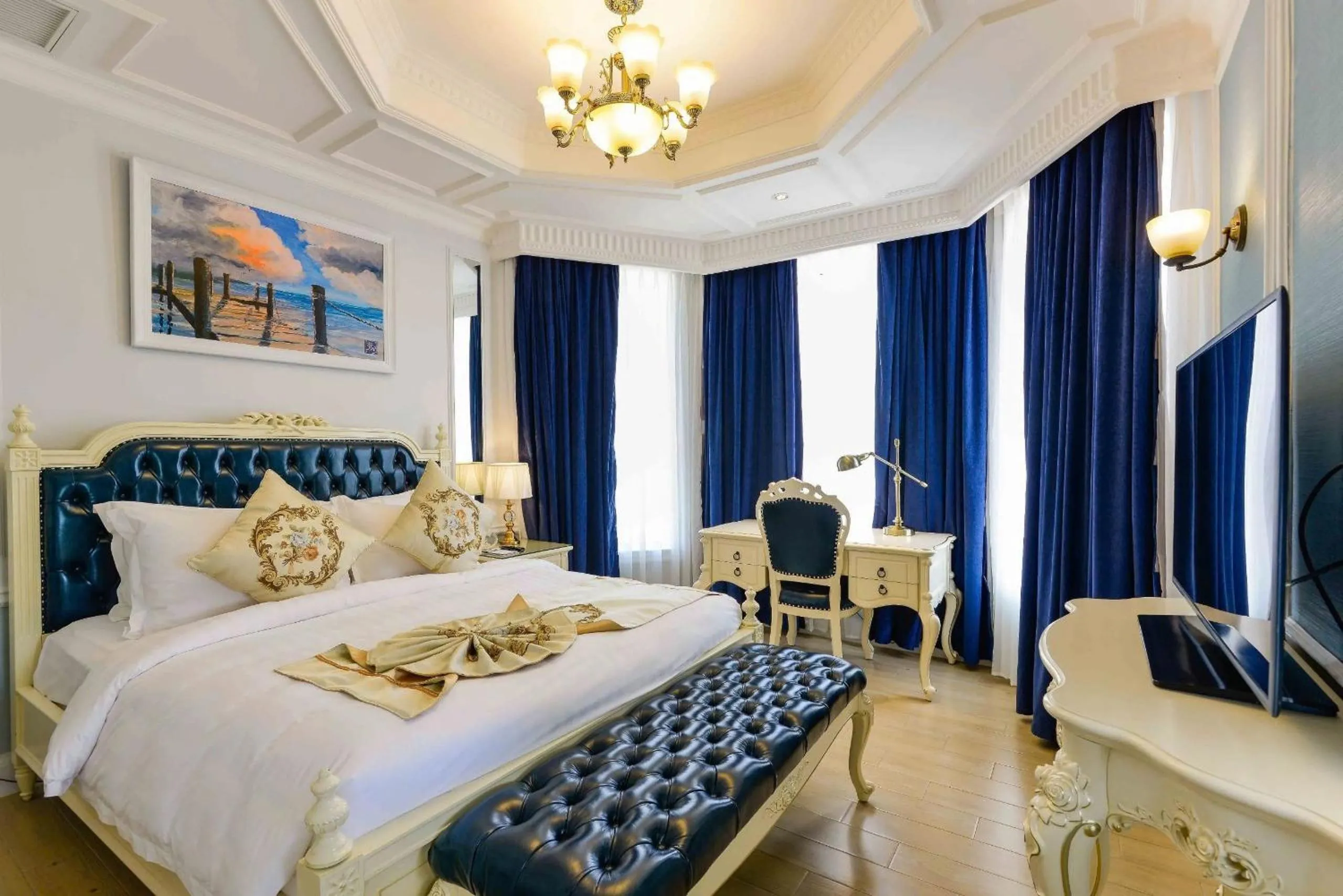 Bedroom, Bed in Lan Rung Beach Resort