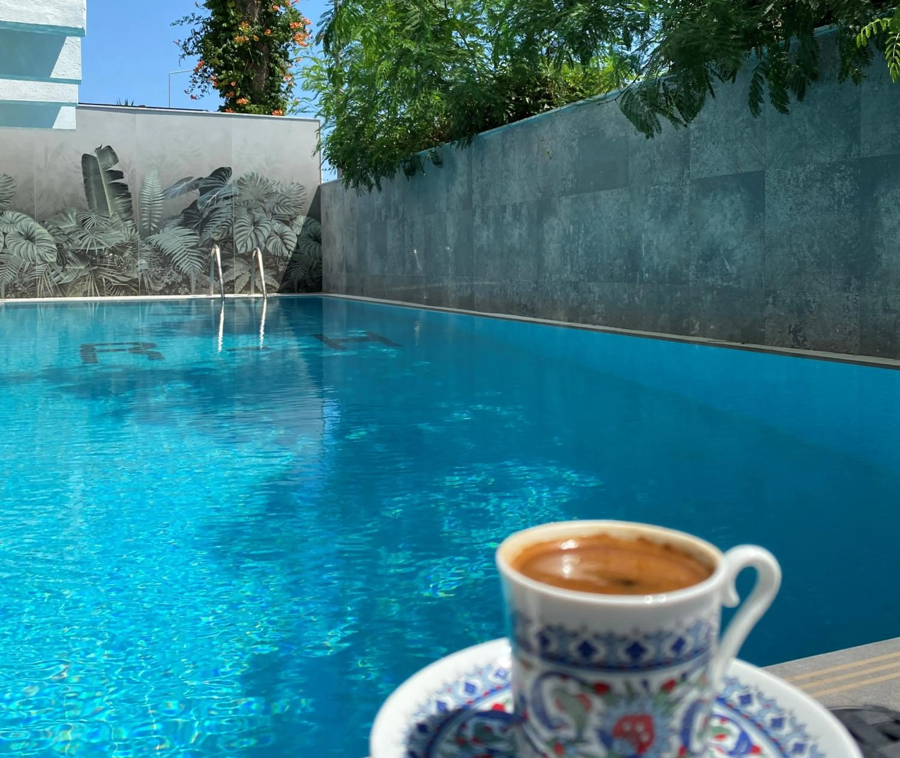 Swimming pool in Royal City Hotel