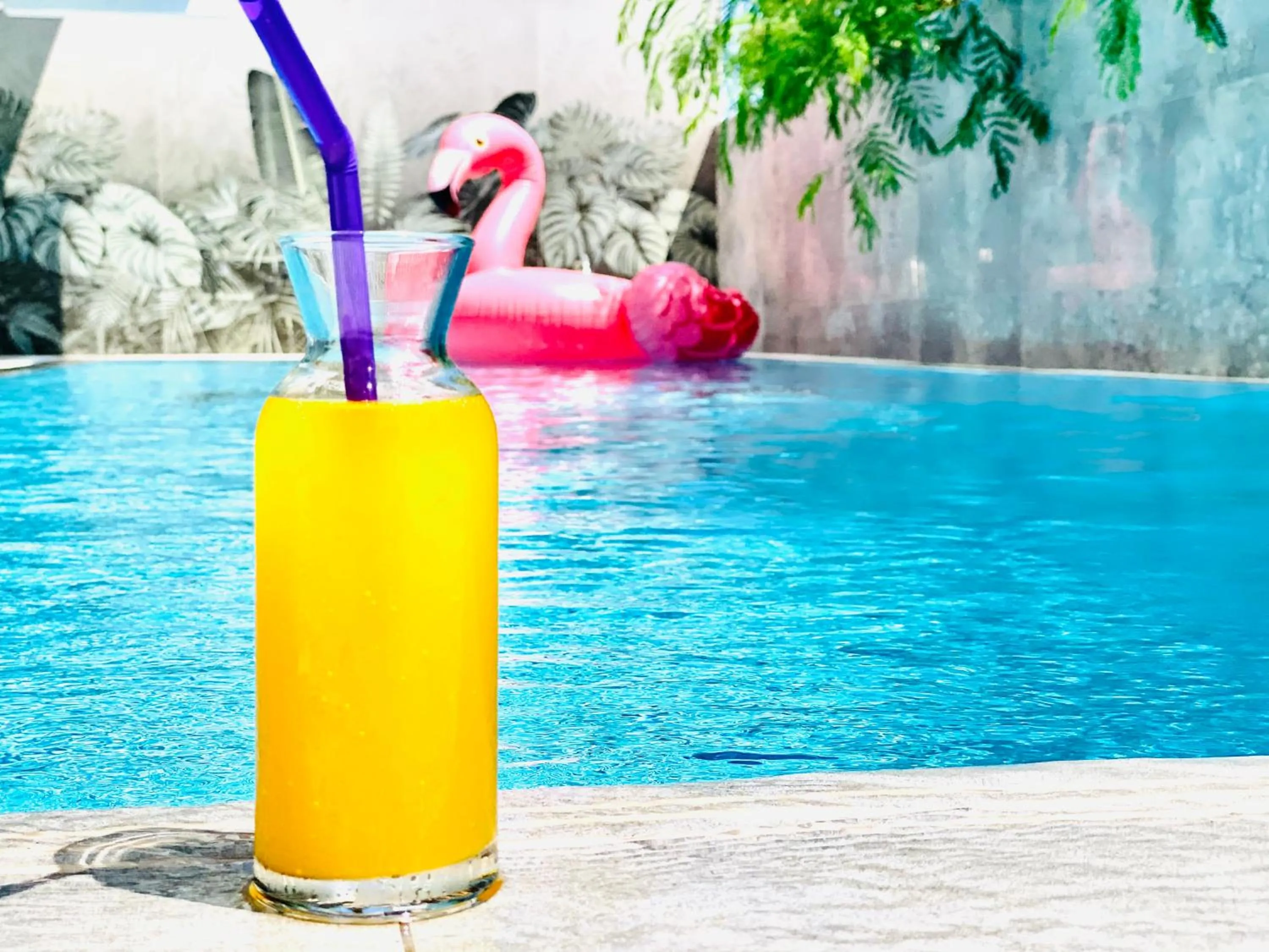 Swimming pool in Royal City Hotel