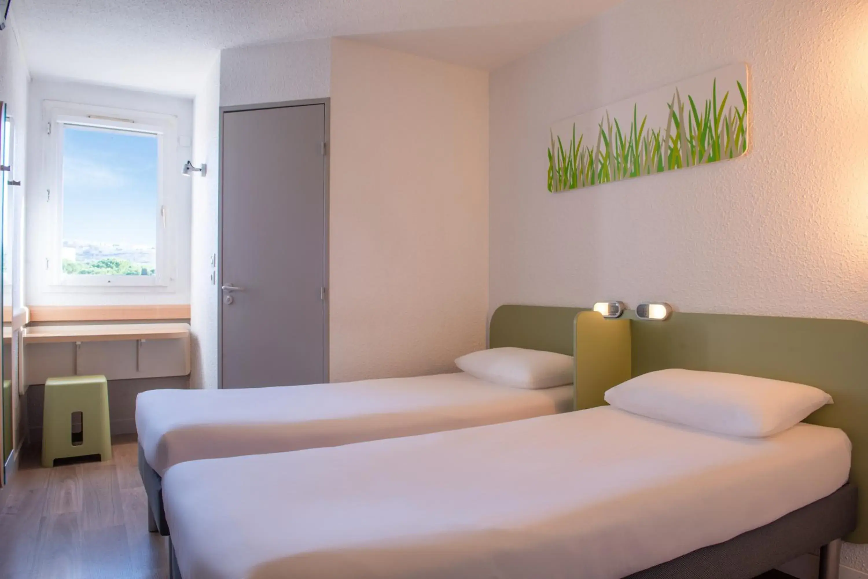 Twin Room in ibis budget Marseille Aeroport Provence Twin Room in ibis budget Marseille Aeroport Provence