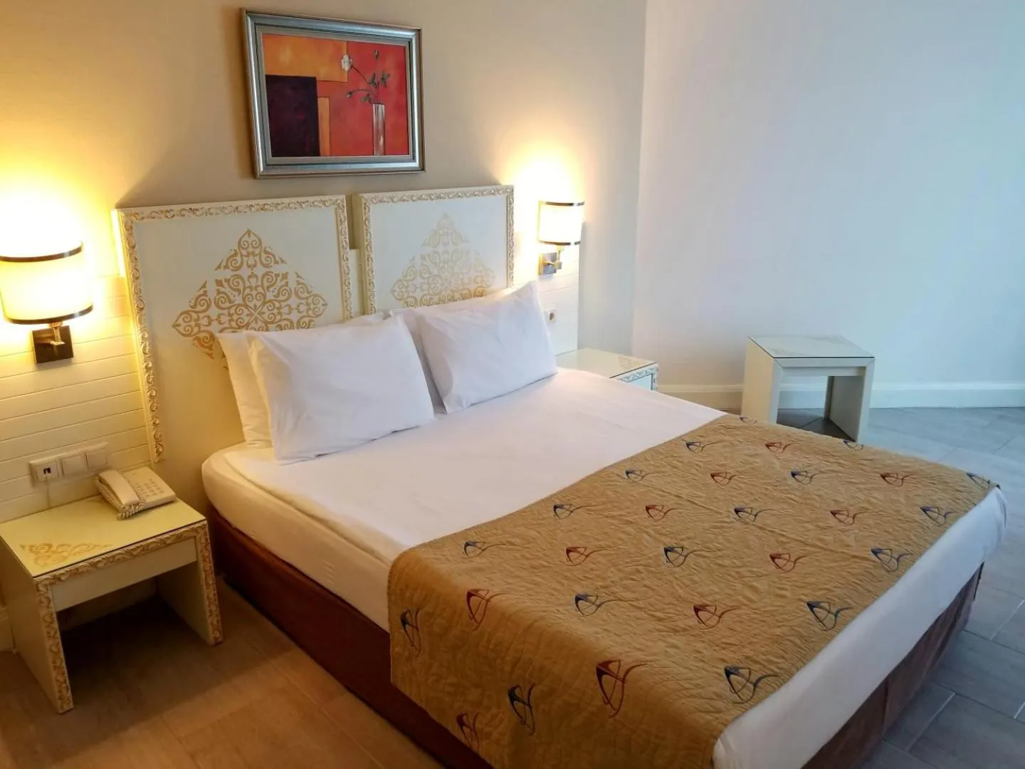 Property building, Bed in Crystal Admiral Aqua Collection - Ultimate All Inclusive