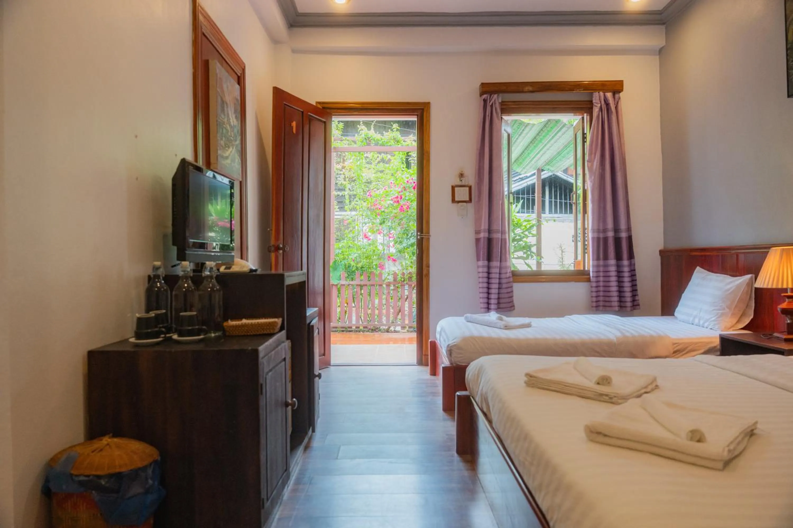 Bed in Villa Namkhan River