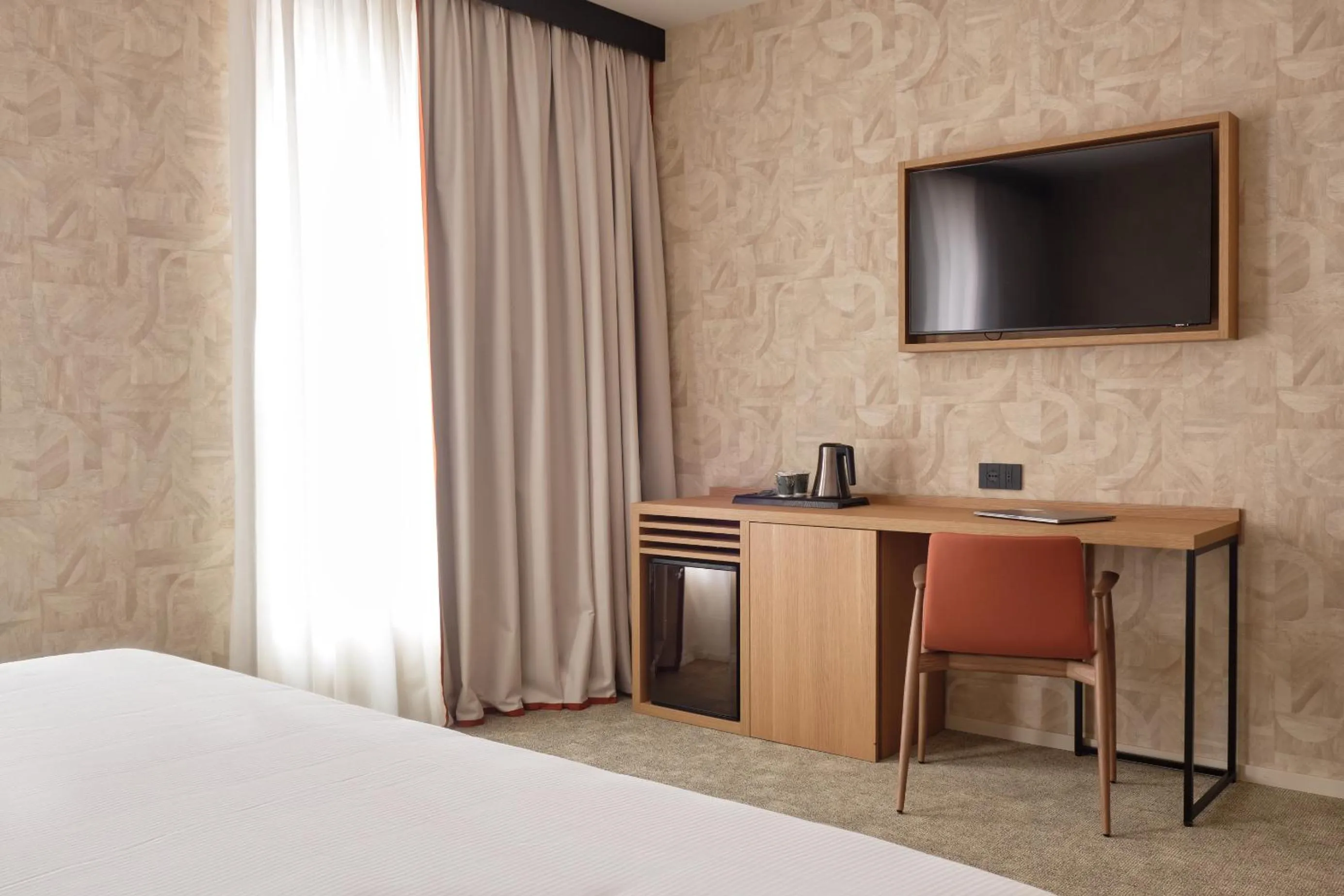 Bedroom, Bed in Il Leon D'Oro Bari - by Farace Hotels