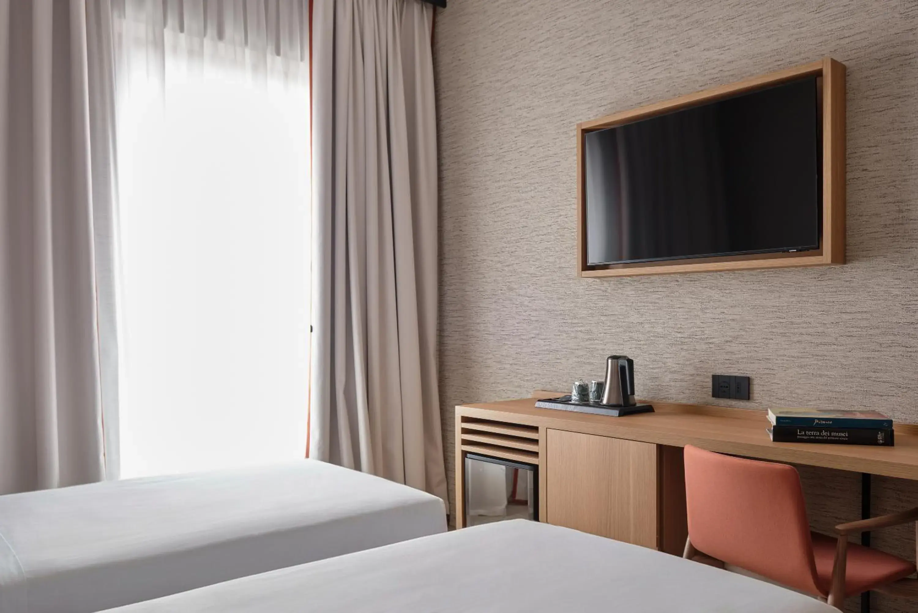 Twin Room in Il Leon D'Oro Bari - by Farace Hotels Twin Room in Il Leon D'Oro Bari - by Farace Hotels