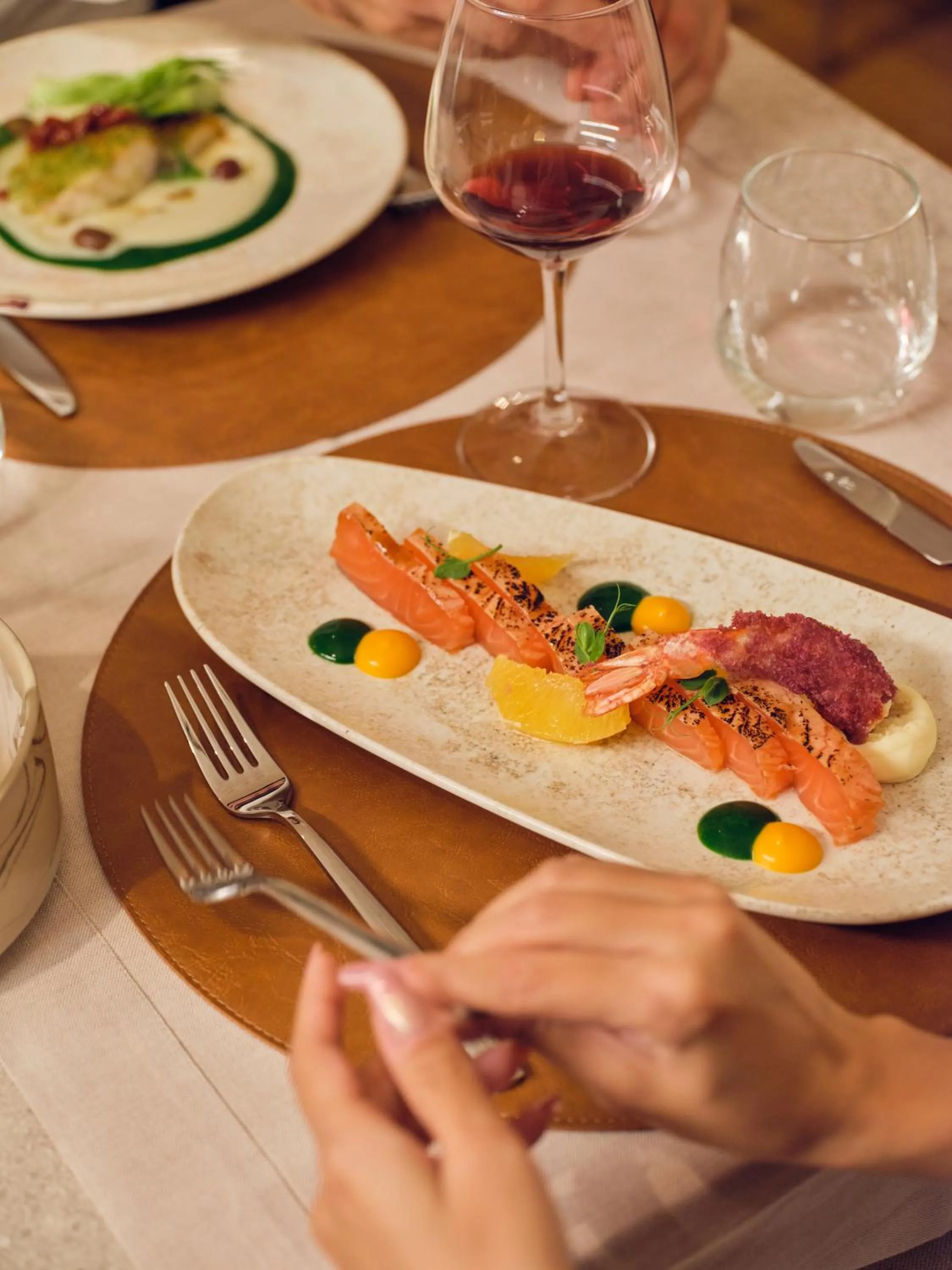 Restaurant/places to eat in Il Leon D'Oro Bari - by Farace Hotels