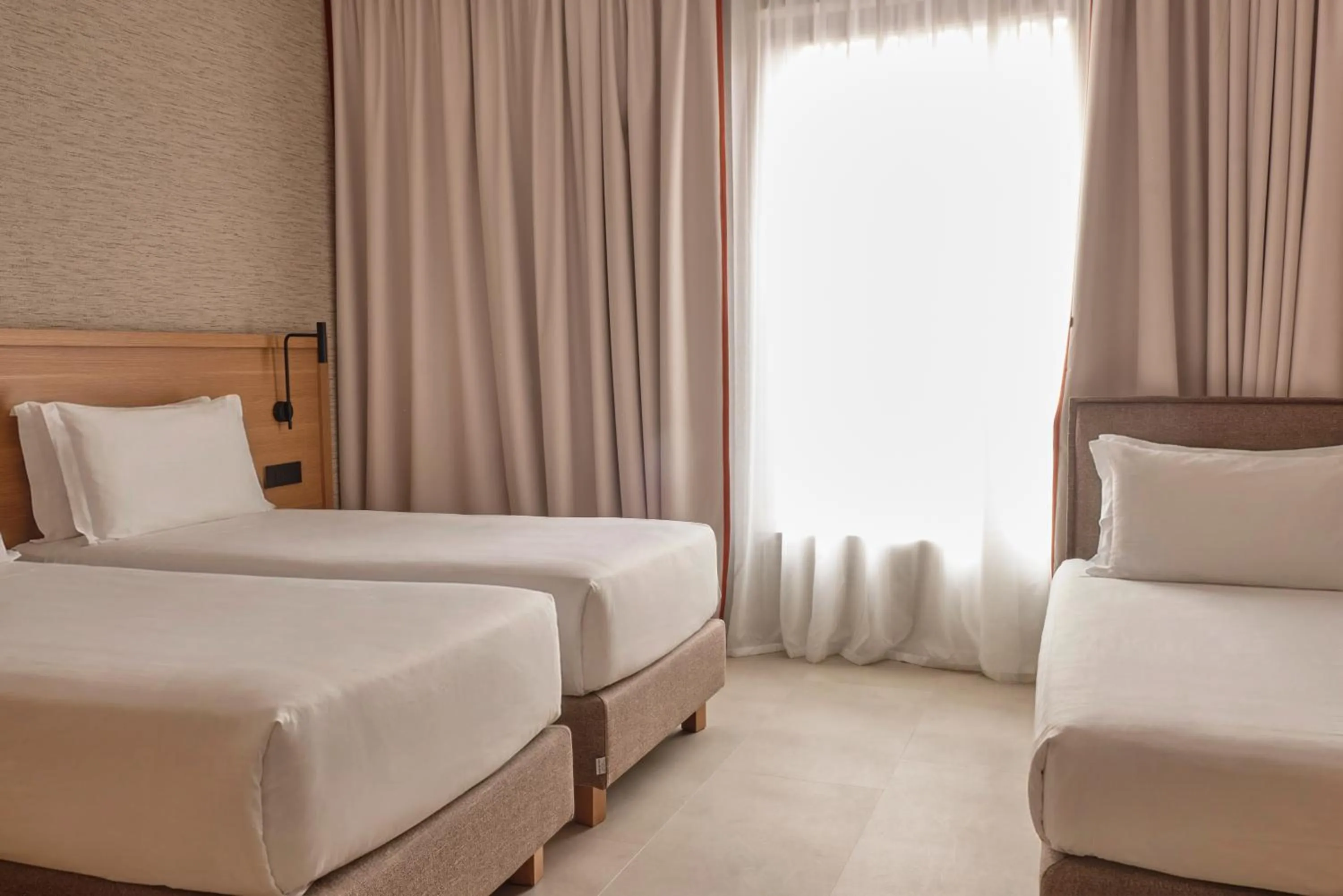 Bedroom, Bed in Il Leon D'Oro Bari - by Farace Hotels