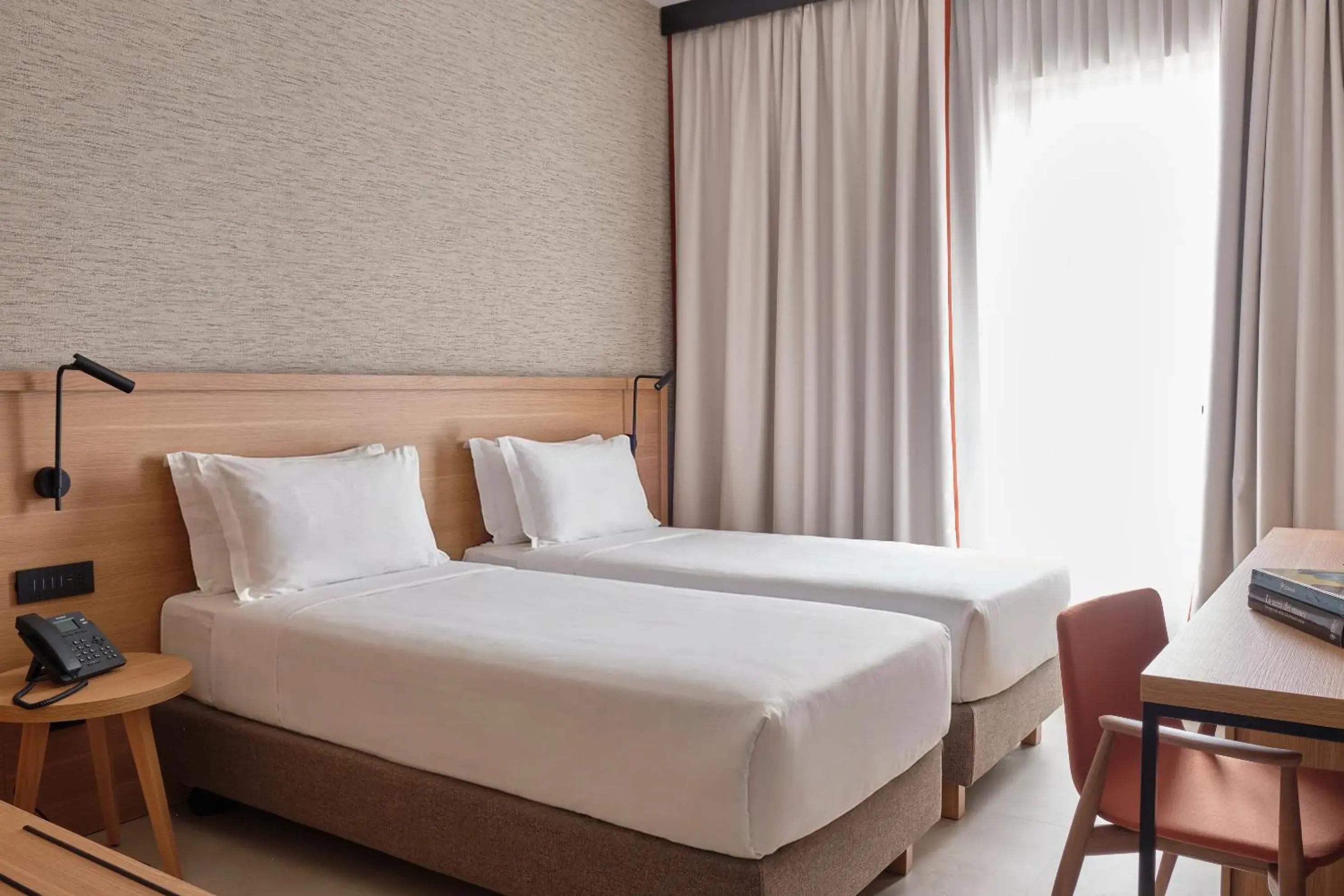 Twin Room in Il Leon D'Oro Bari - by Farace Hotels Twin Room in Il Leon D'Oro Bari - by Farace Hotels