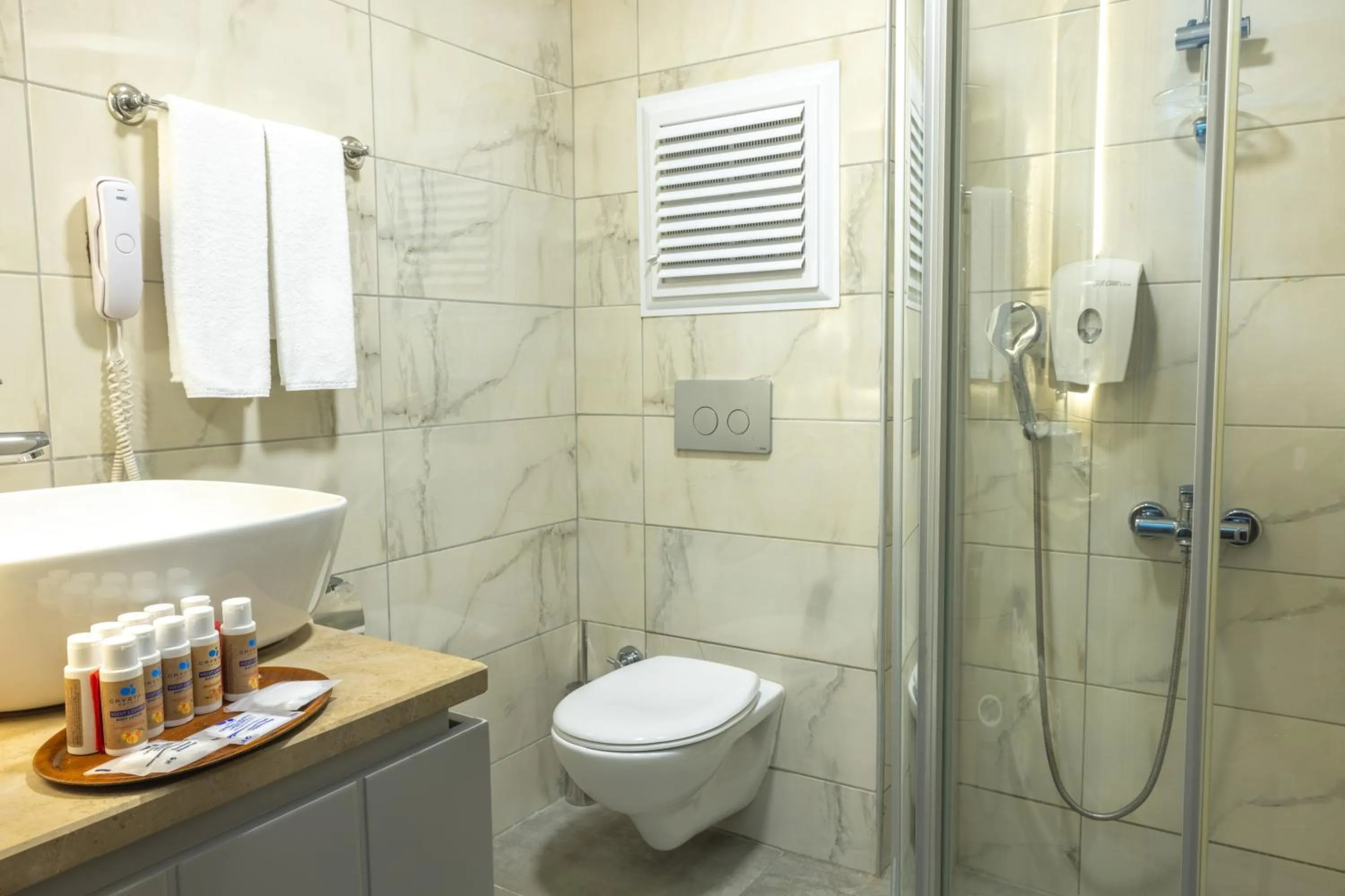 Toilet in Crystal Flora Pearl Collection - Ultimate All Inclusive