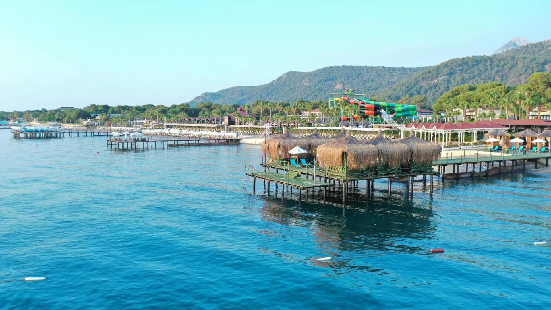 Beach in Crystal Flora Pearl Collection - Ultimate All Inclusive