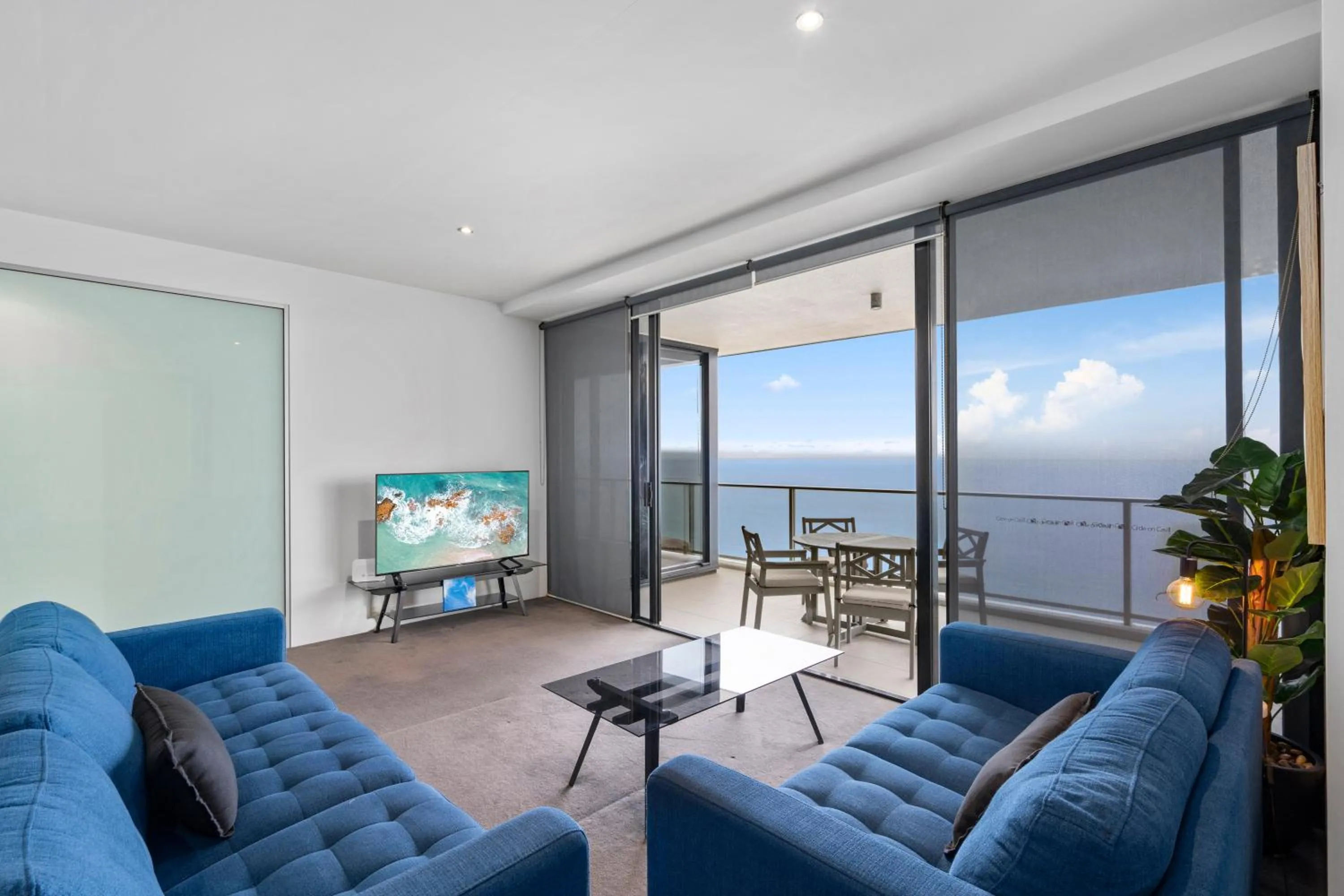 Circle on Cavill - Hosted by Coastal Letting Co.