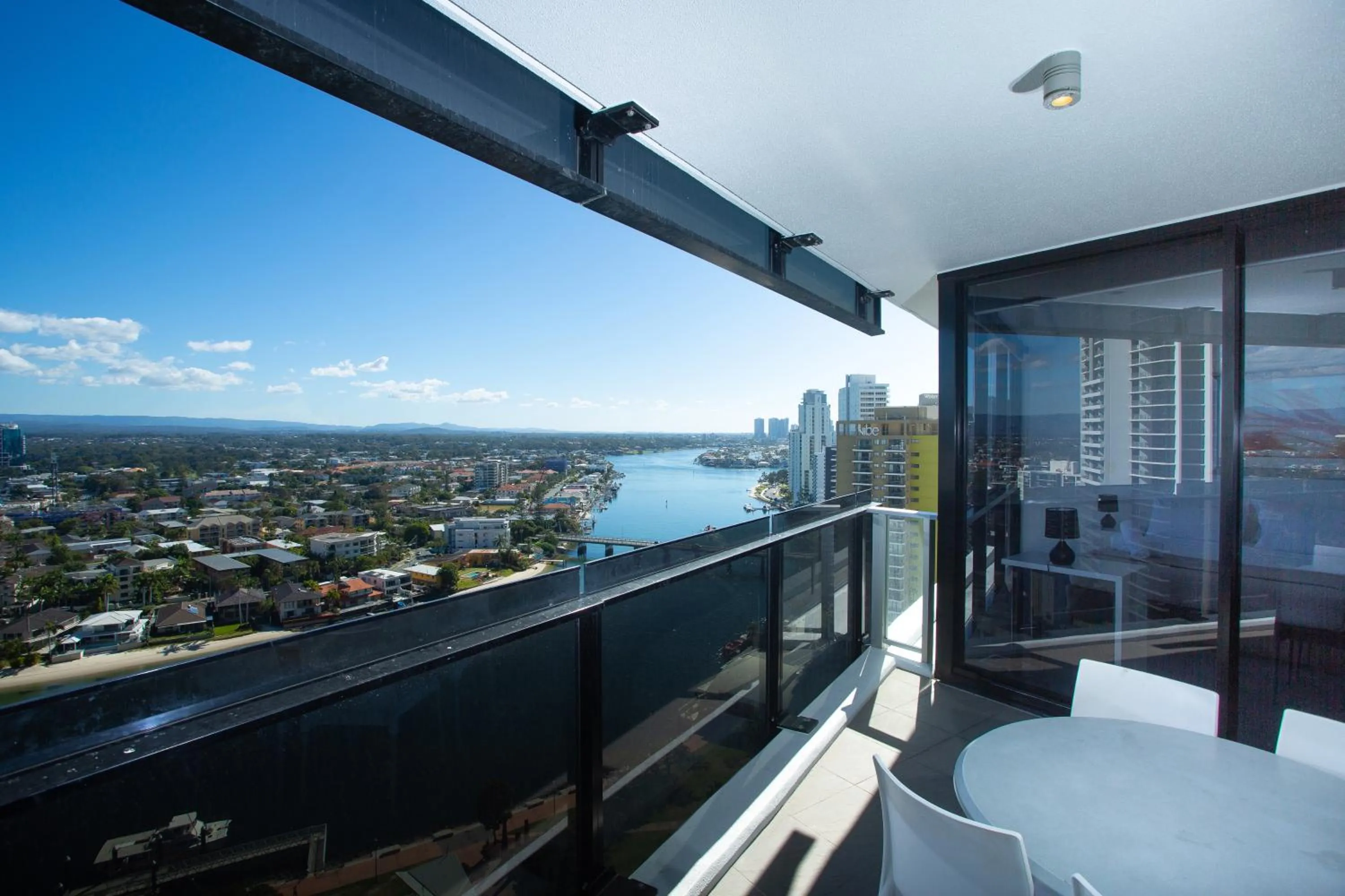 Circle on Cavill - Hosted by Coastal Letting Co.