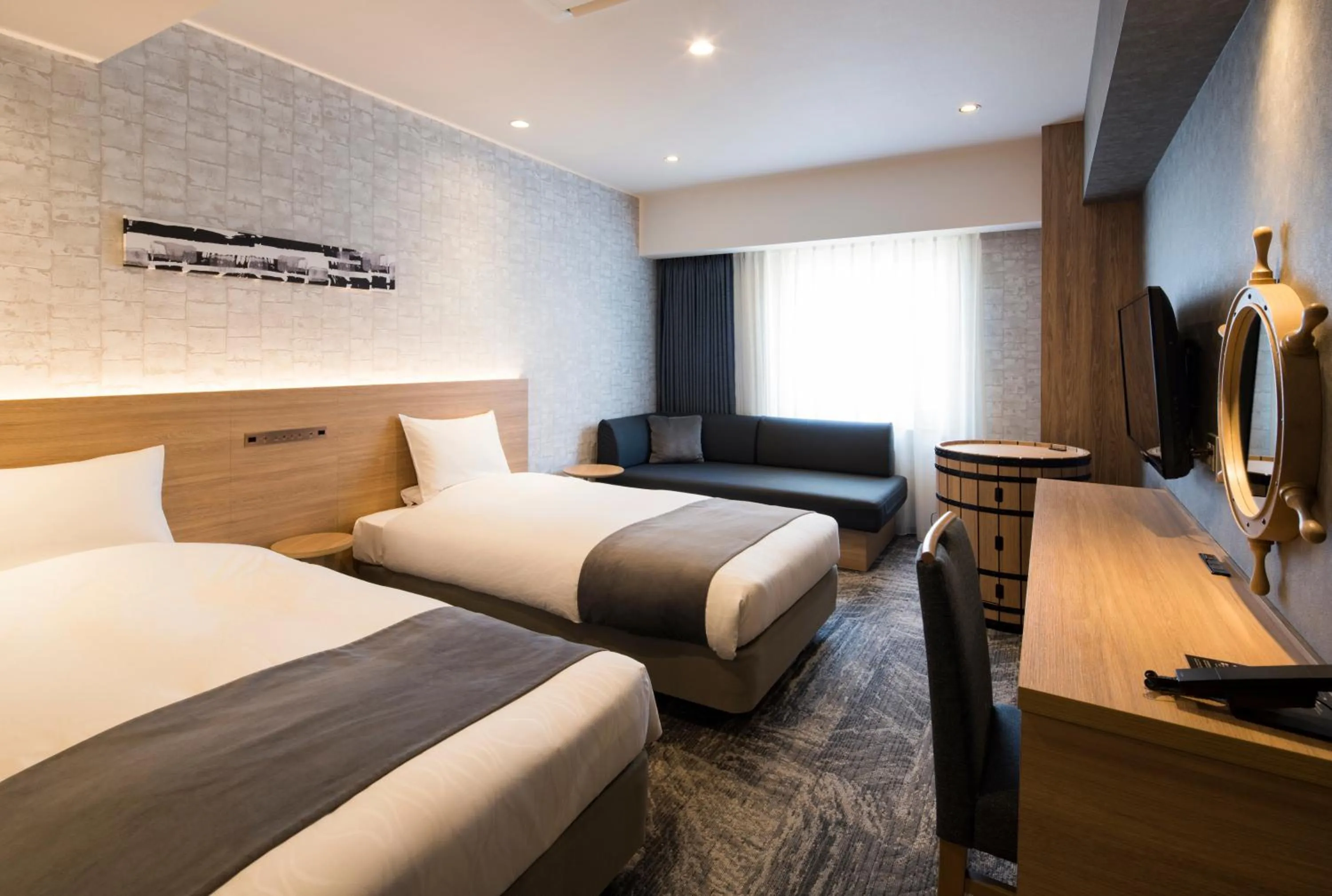 Photo of the whole room, Bed in Hotel Torifito Otaru Canal