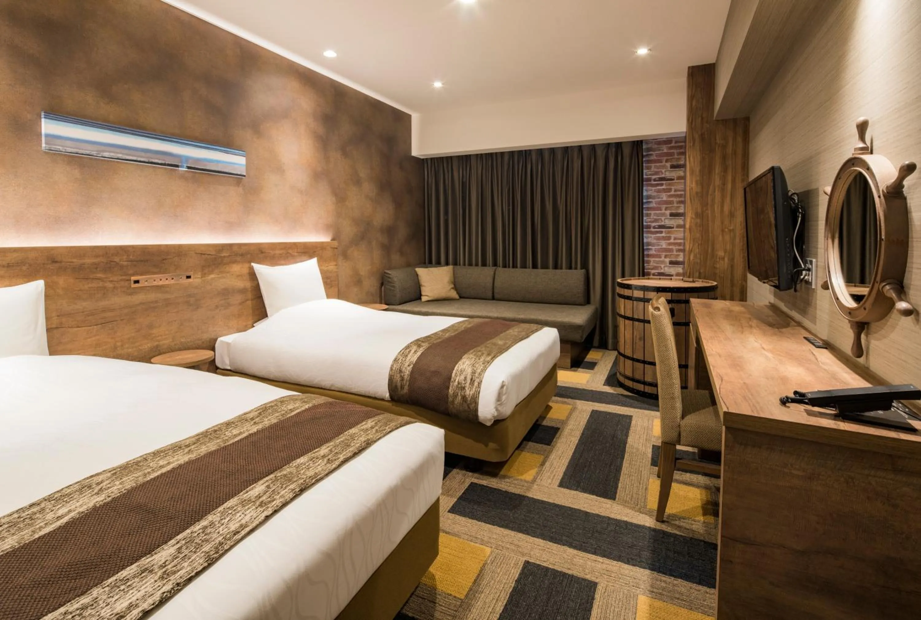 Photo of the whole room, Bed in Hotel Torifito Otaru Canal